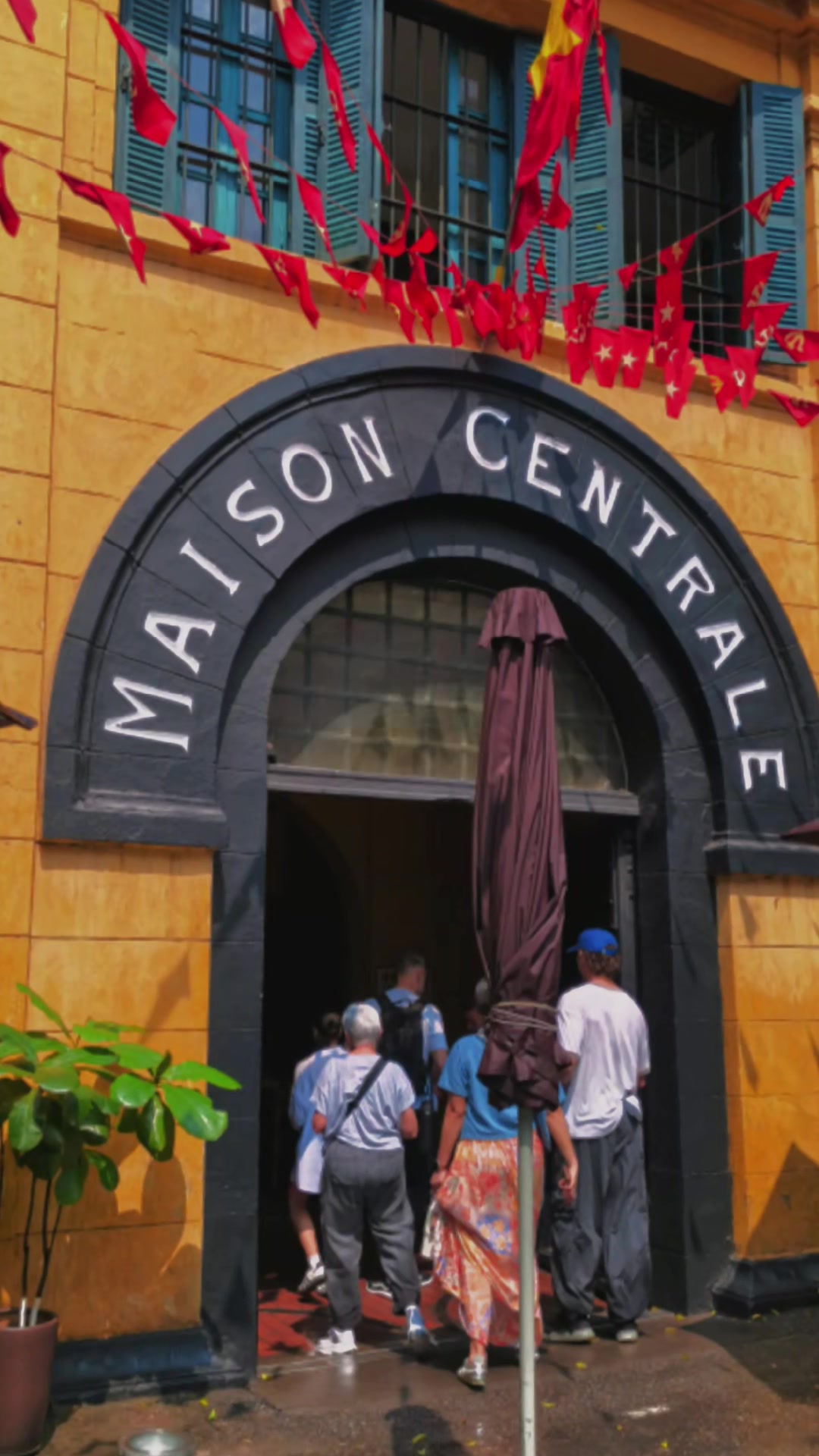 Hoa Lo Prison