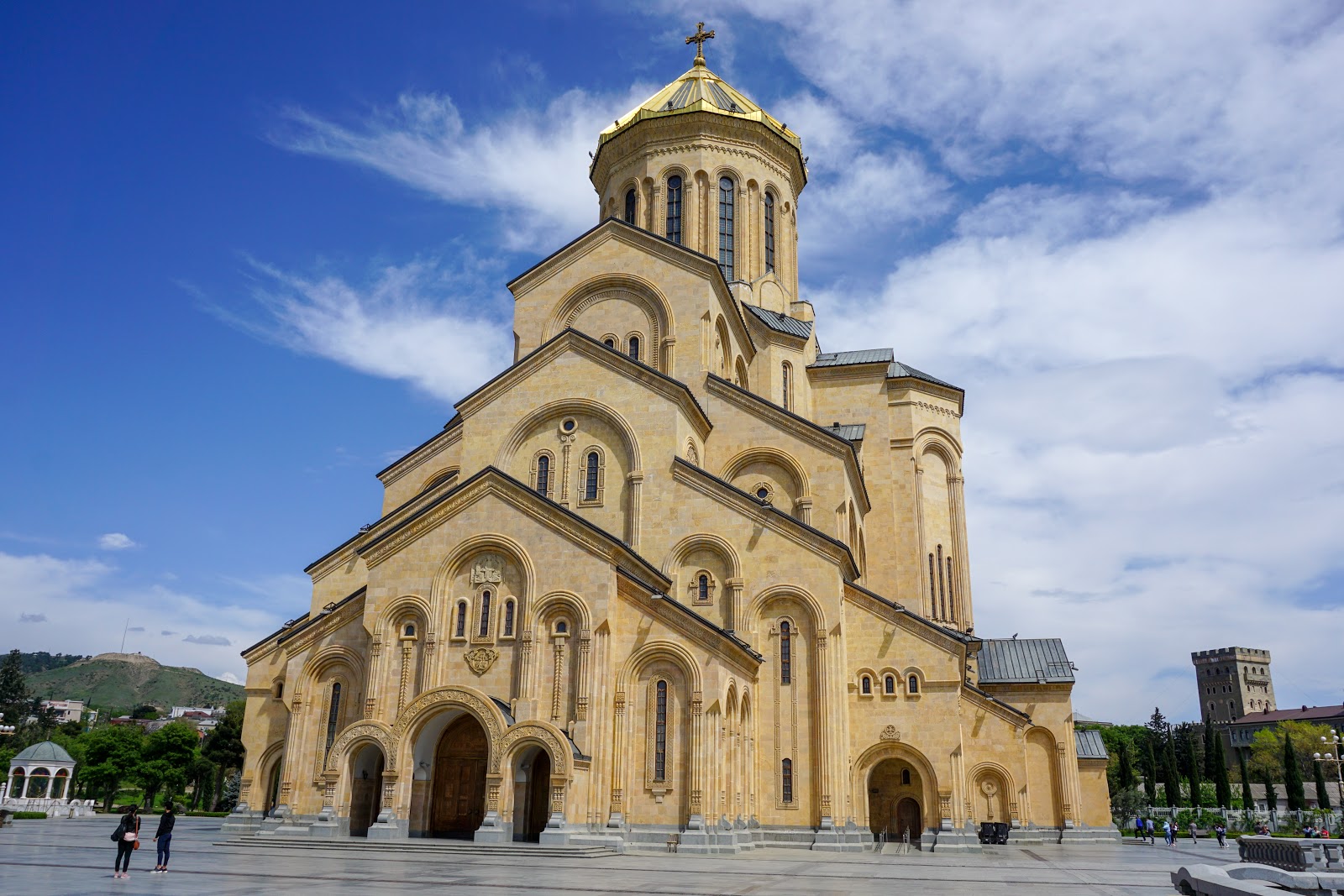 Цминда Самеба (Троицкая церковь)
