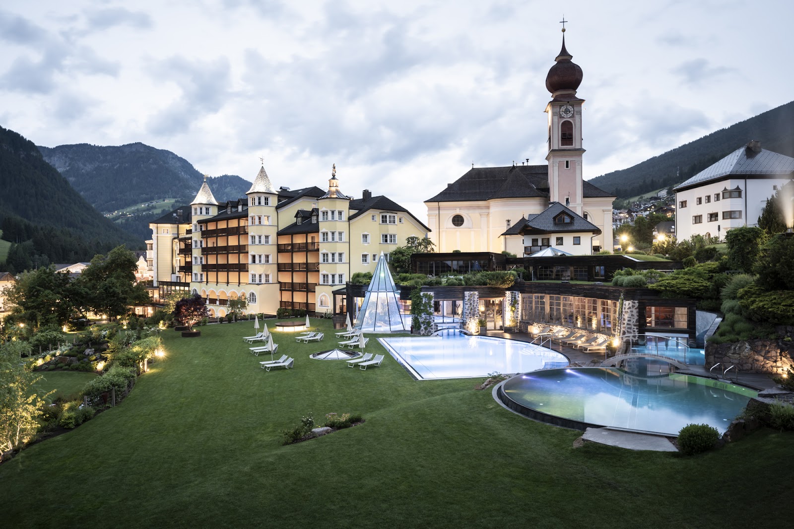 תמונה עבור ADLER Spa Resort Dolomiti