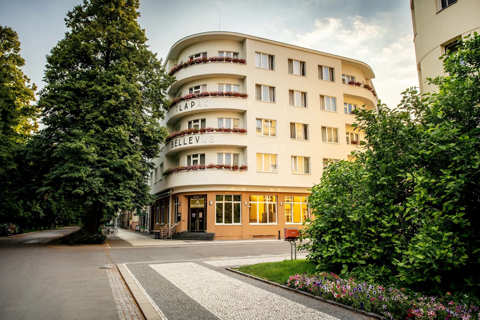 תמונה עבור Hotel Bellevue Tlapak