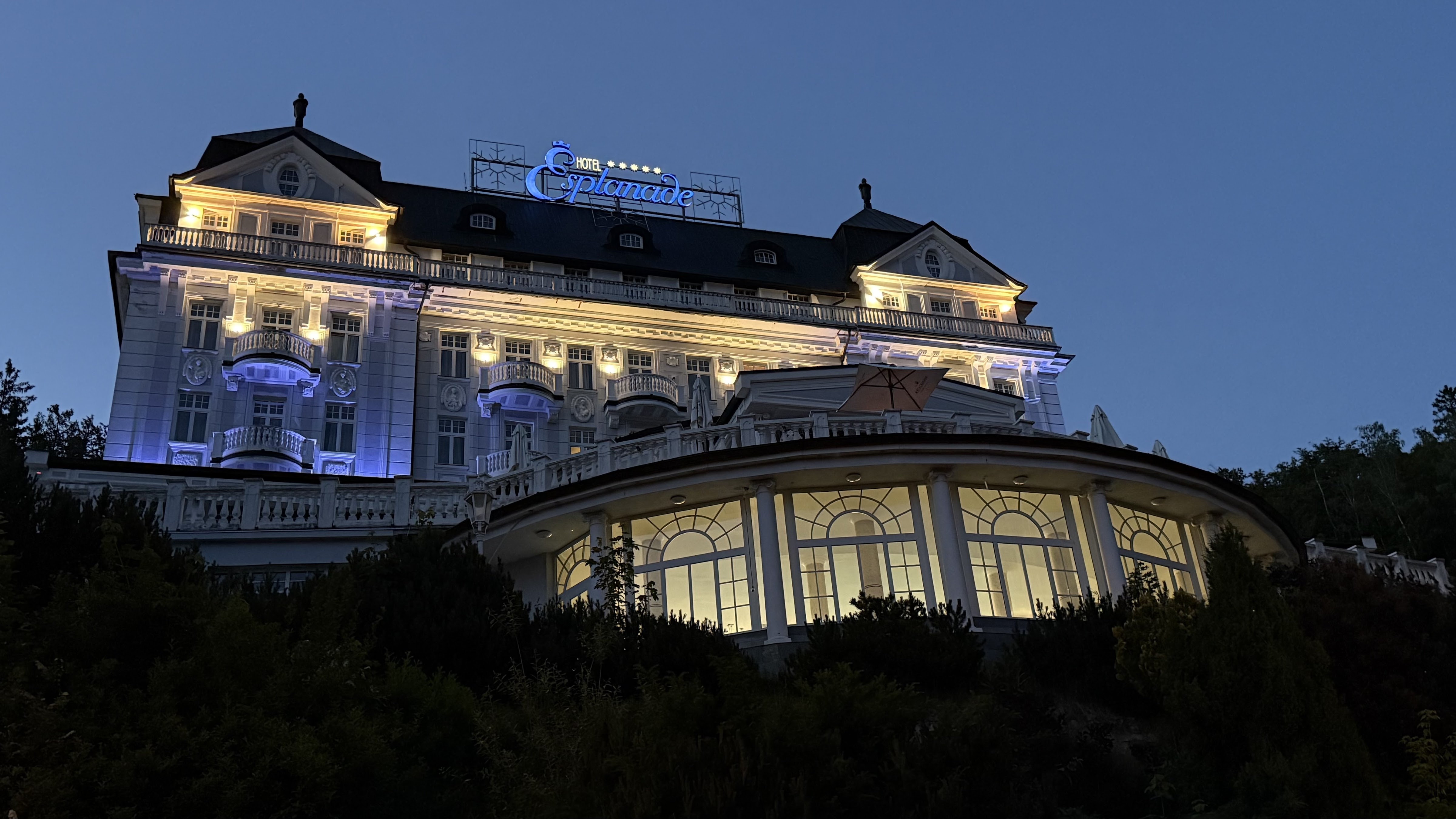 תמונה עבור Hotel Esplanade