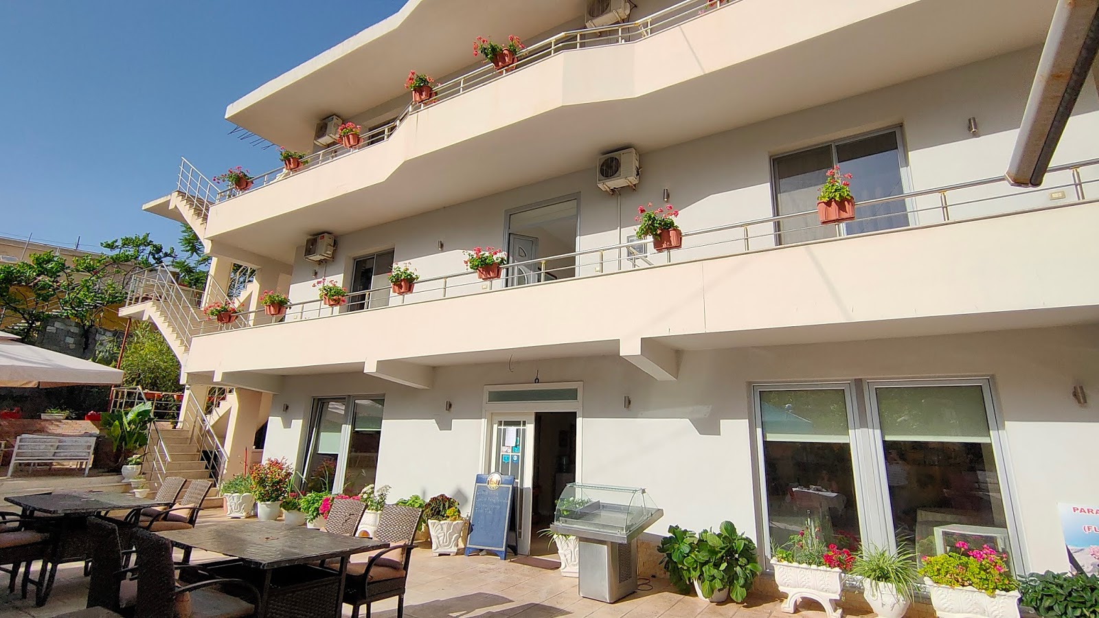 תמונה עבור Bar Restaurant Hotel 'Nika'