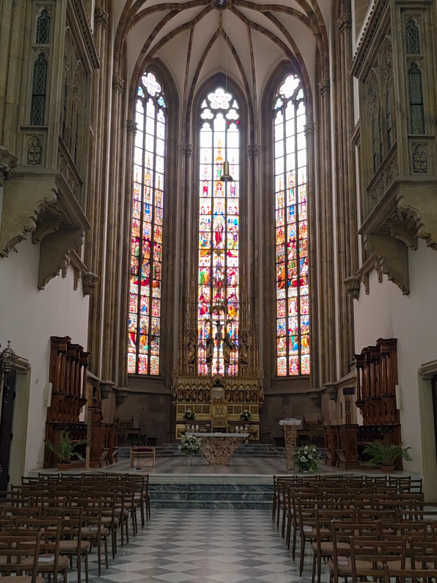 הקתדרלה של פטרוס הקדוש ופאולוס הקדוש (Cathedral of St. Peter and Paul)
