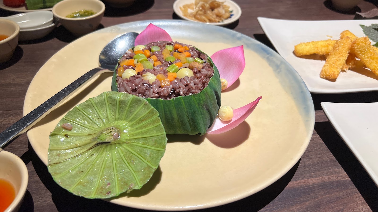 תמונה עבור Hum Vegetarian, Tea & Rum