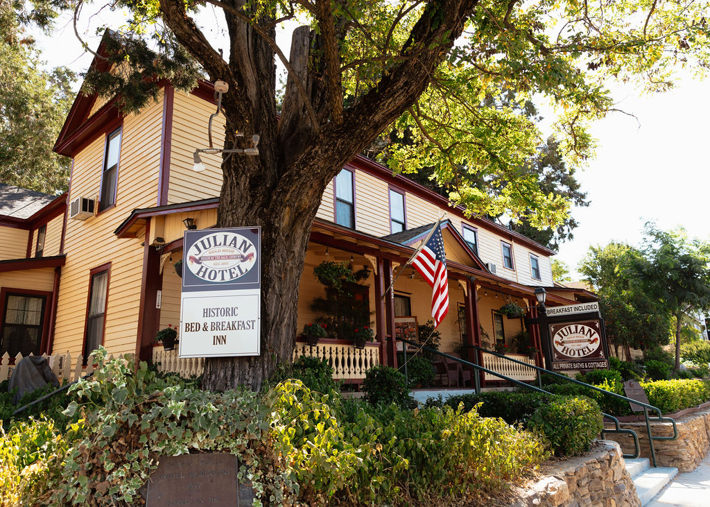 תמונה עבור Julian Gold Rush Hotel