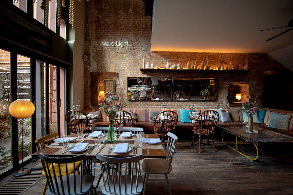 תמונה עבור מסעדת Katz Orange