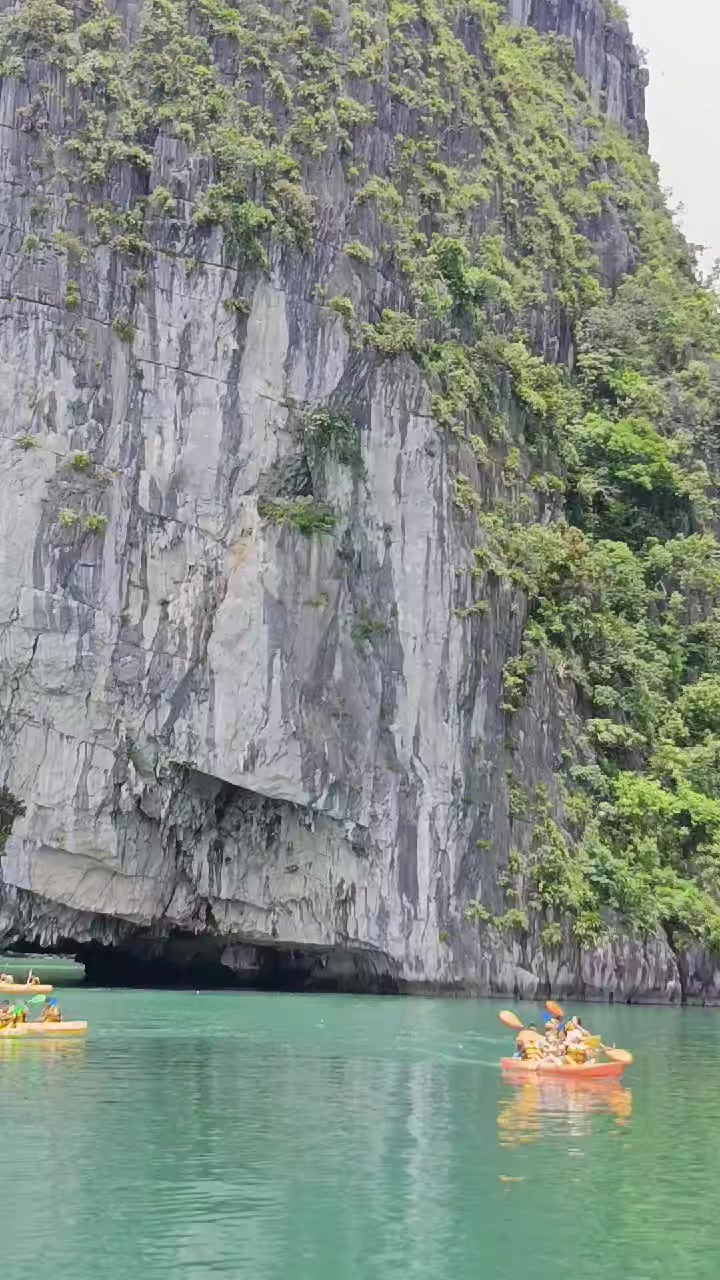 Kayaking in Ha Long Bay