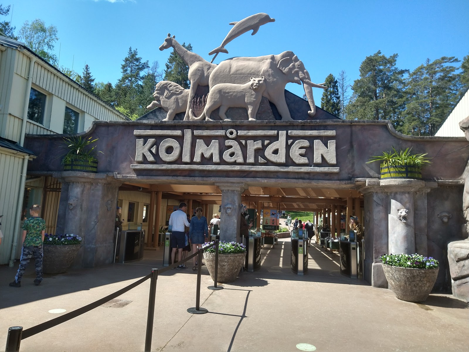 Kolmården Wildlife Park (зоопарк и аттракционы)