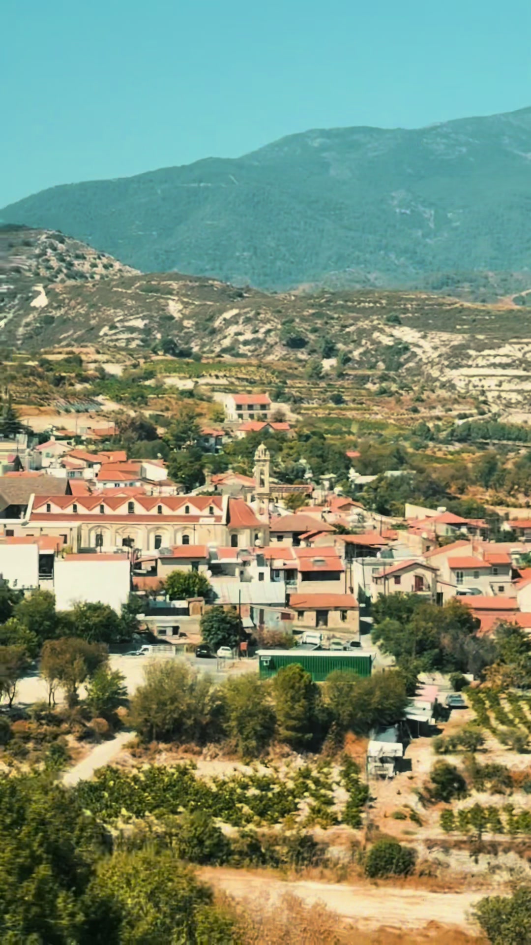 כפרלוף (Omodos Village)