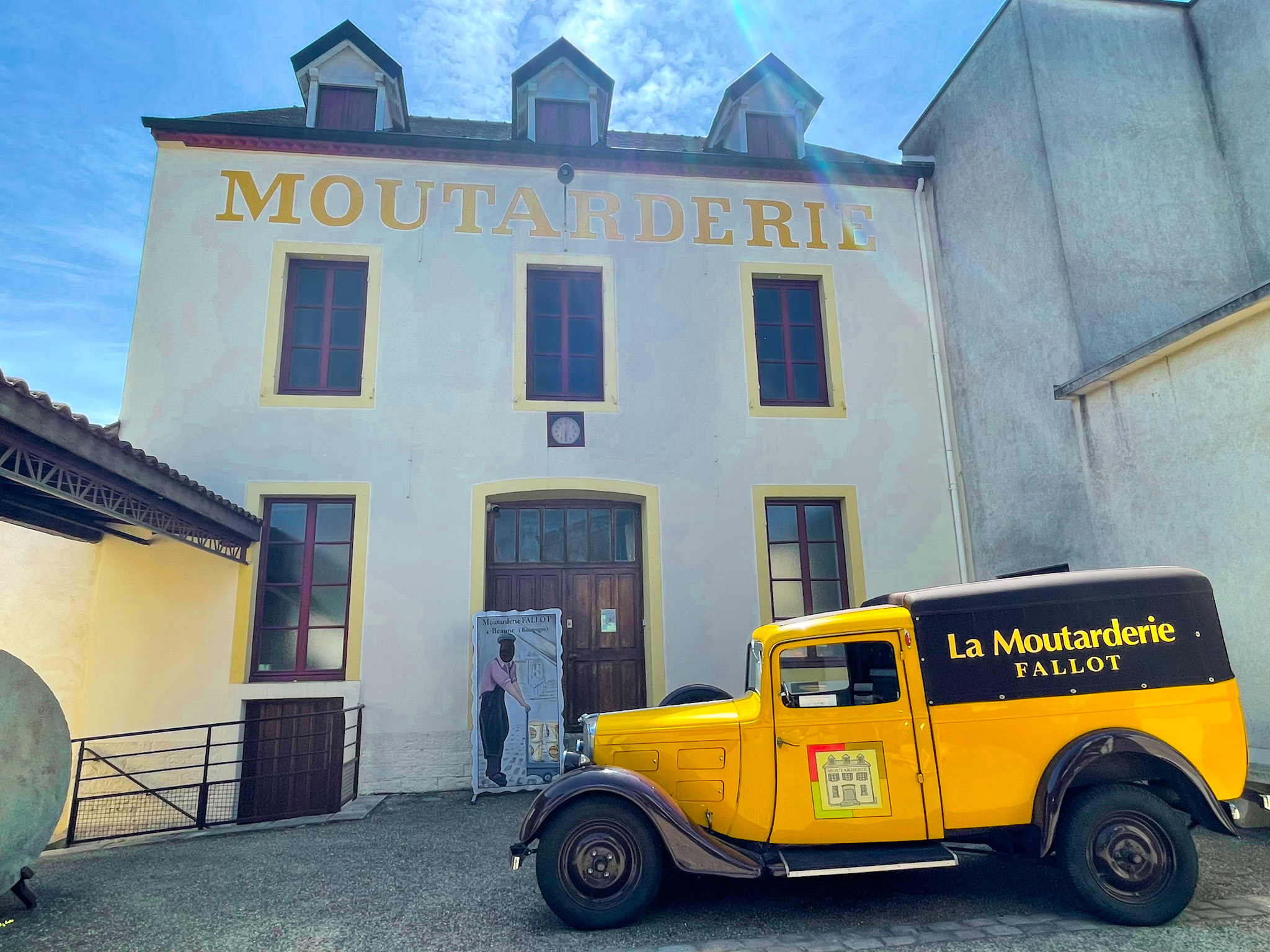 Beaune old town & mustard shops