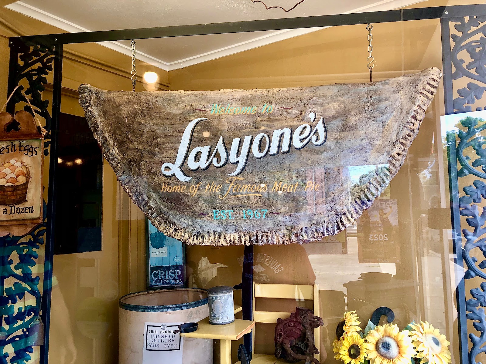 Picture for Lasyone's Meat Pie Restaurant