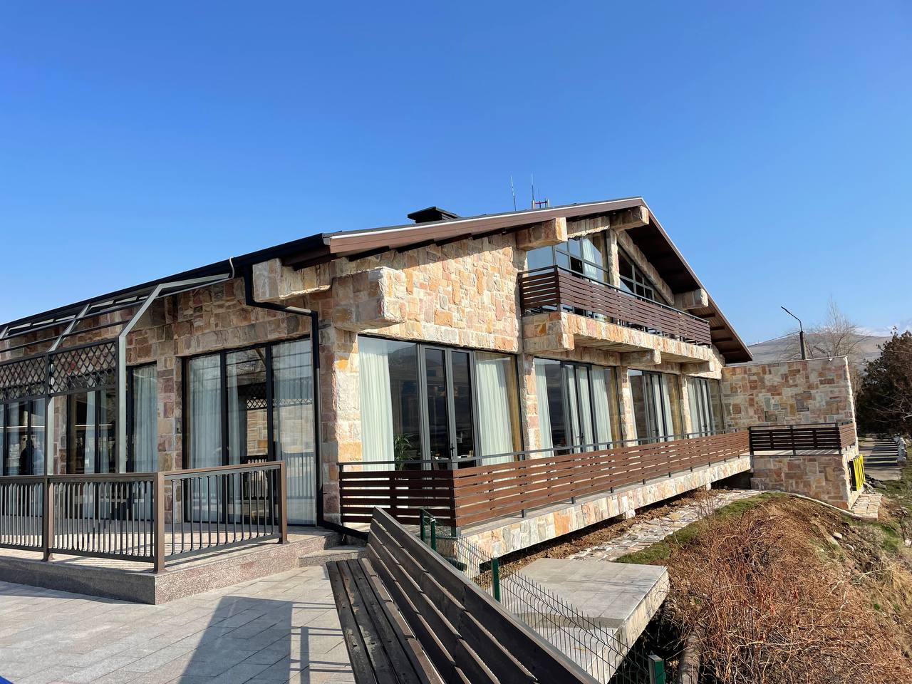 תמונה עבור Le Chalet Hotel
