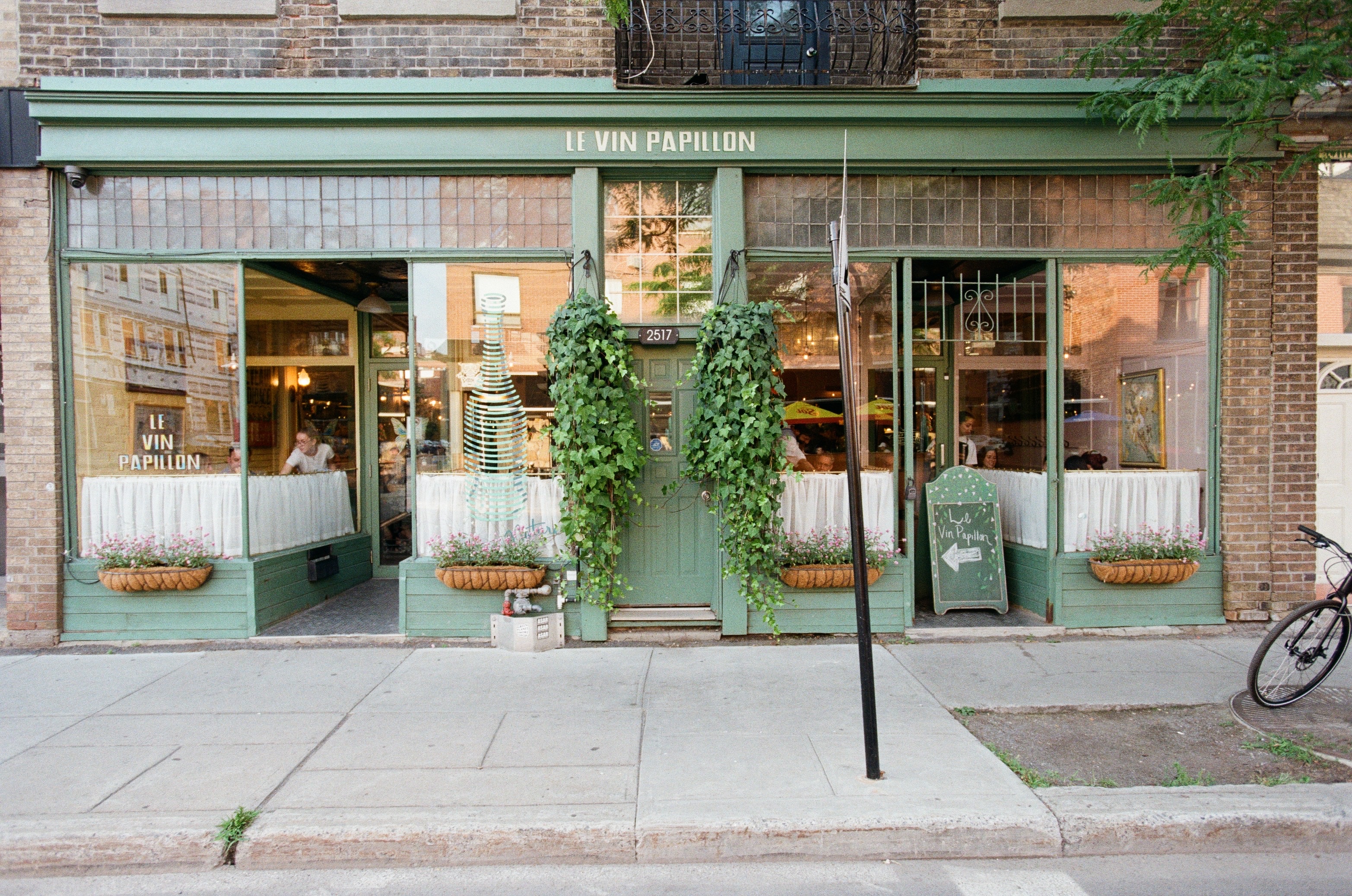 Picture for Le Vin Papillon (Montreal)