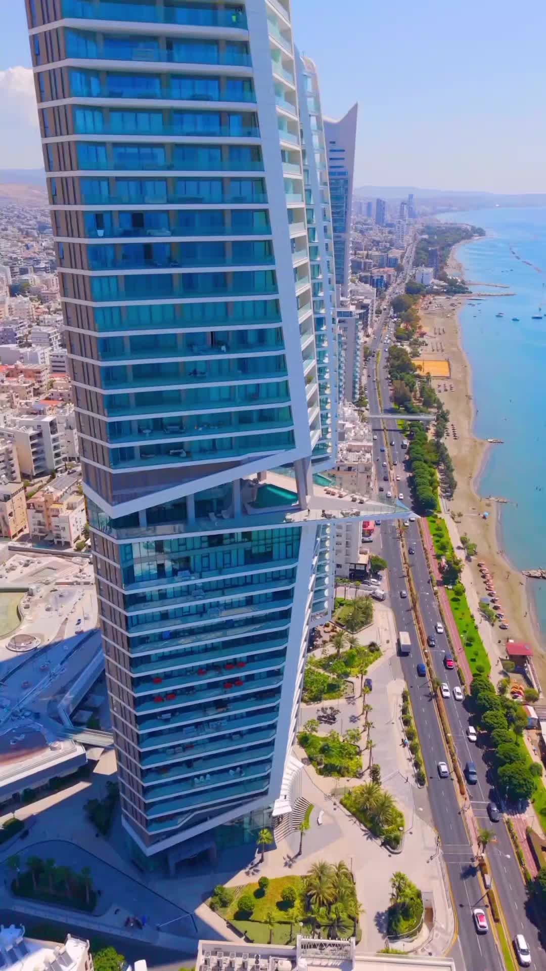Лимассольская марина (Limassol Marina)