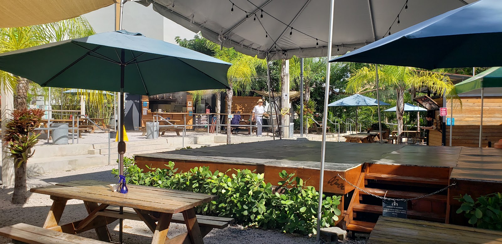 Picture for Lote 23 (food park)