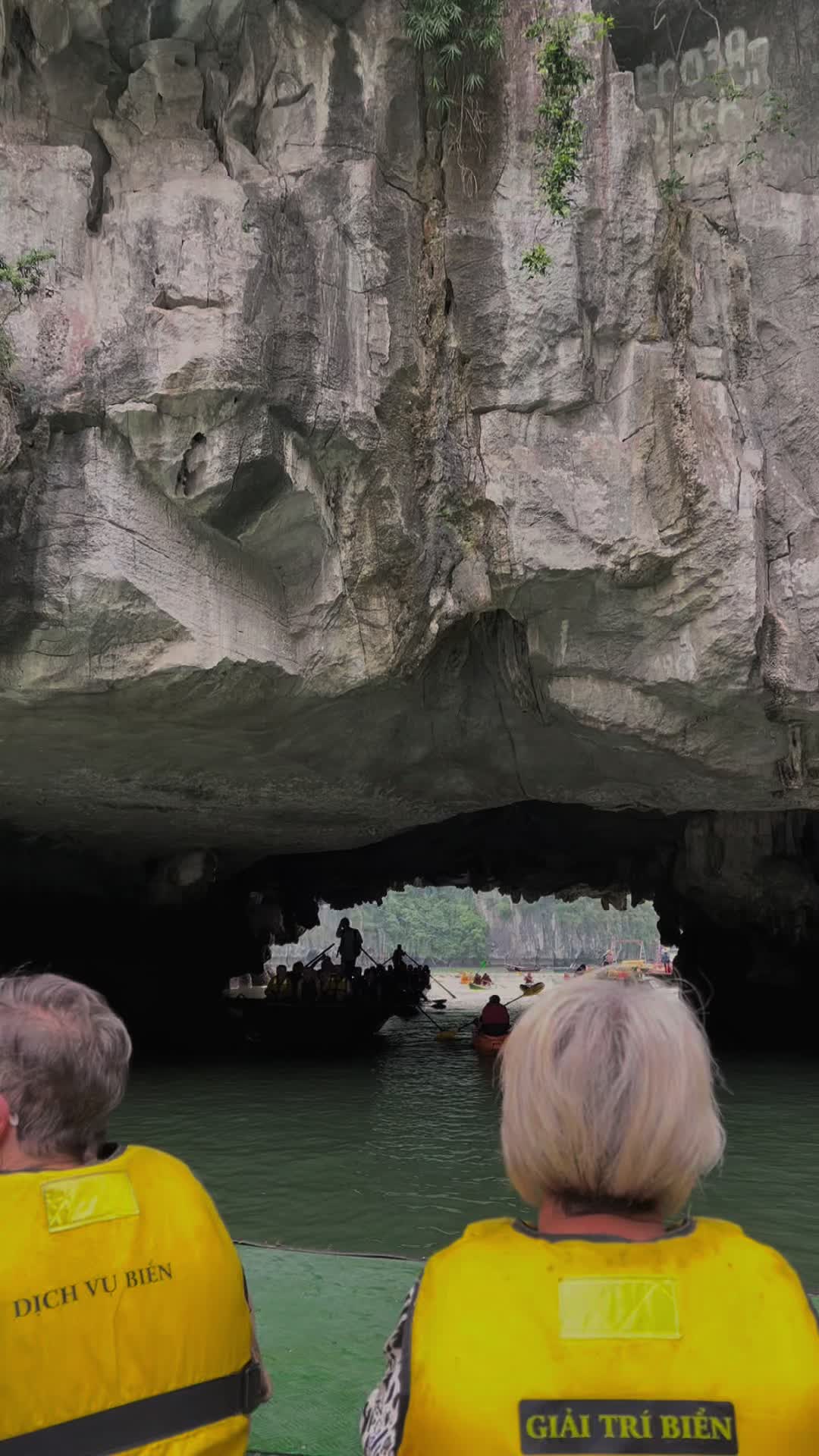 Luon Cave / Luon Bay (kayaking area)