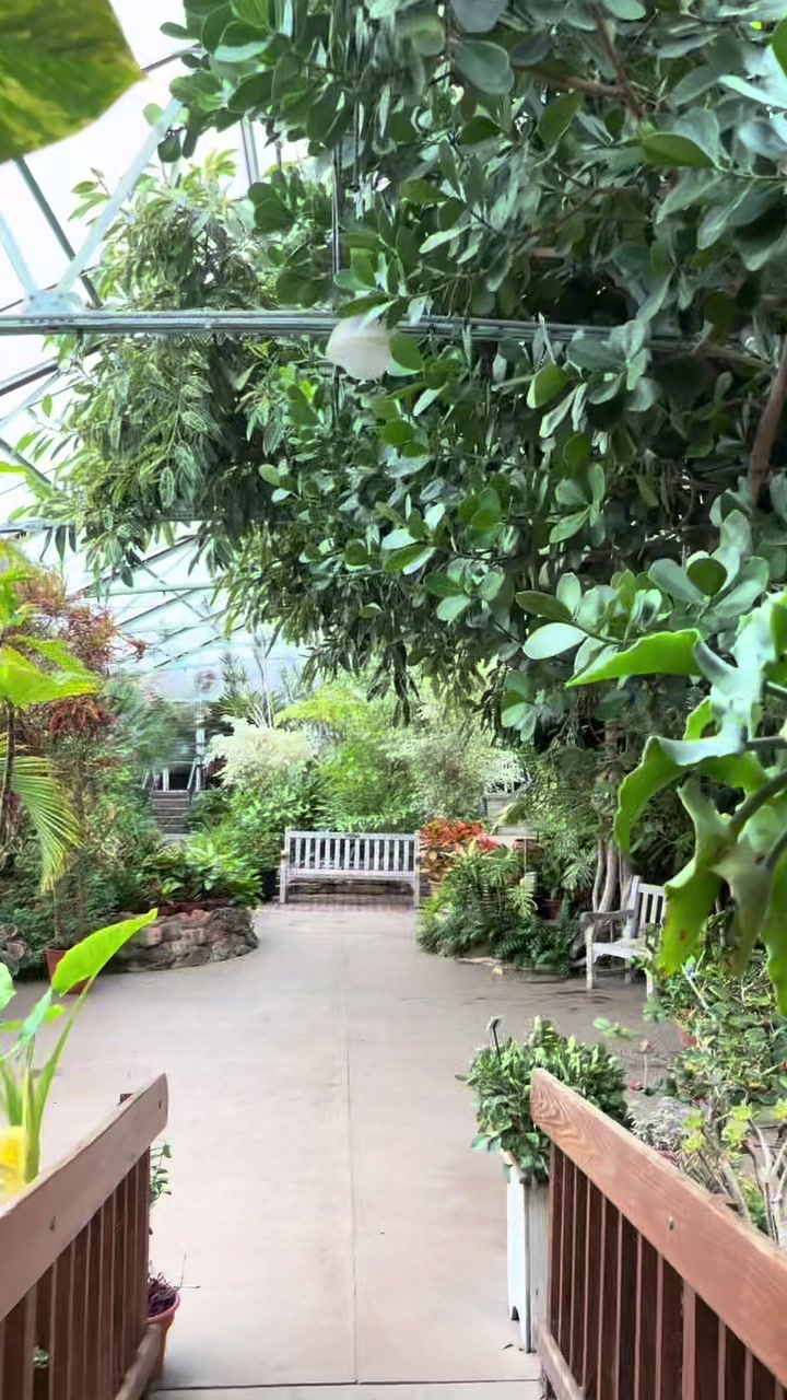 Luthy Botanical Garden
