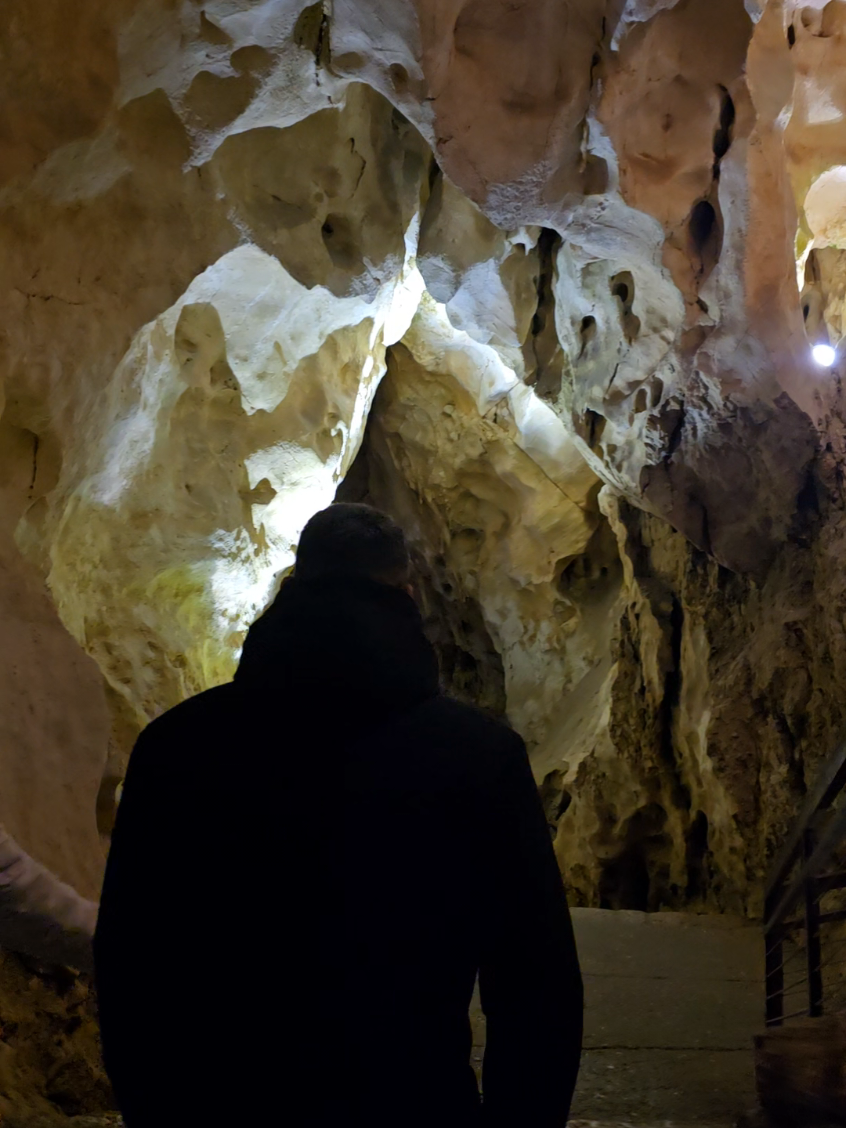 מערת רסבה (Resava Cave)