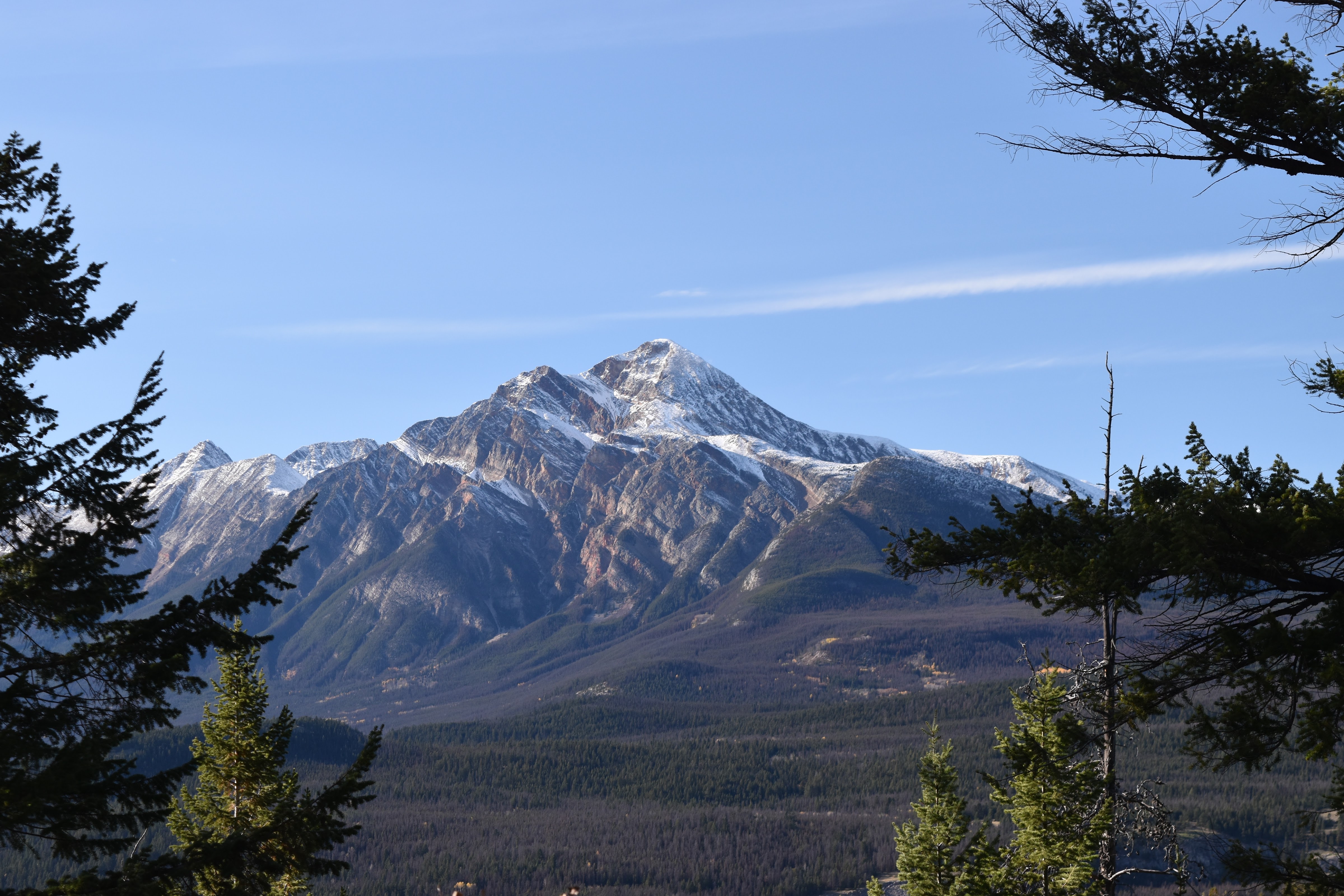 Jasper National Park - Maligne Lake Viewpoint