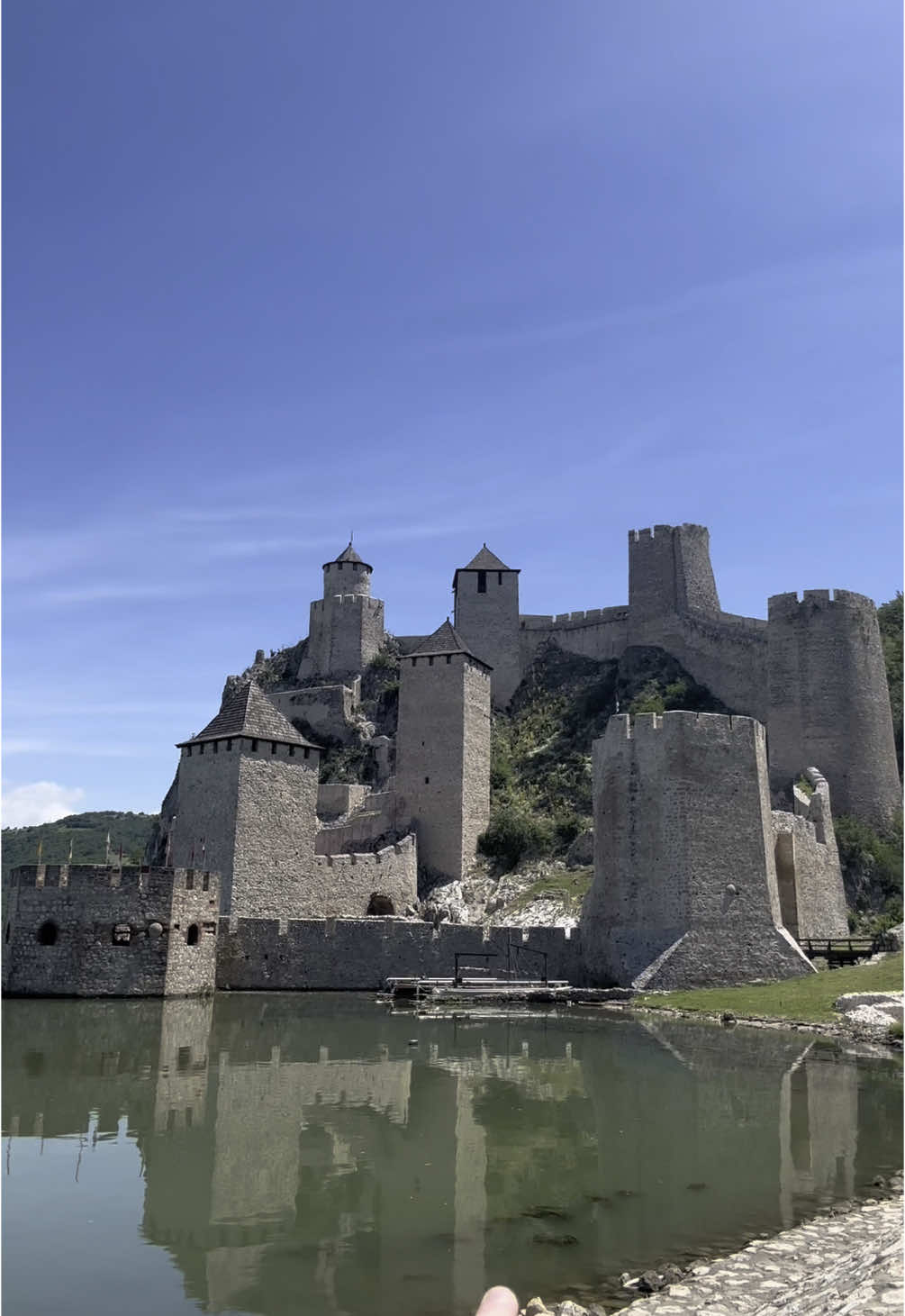 מבצר גולובאץ (Golubac Fortress)