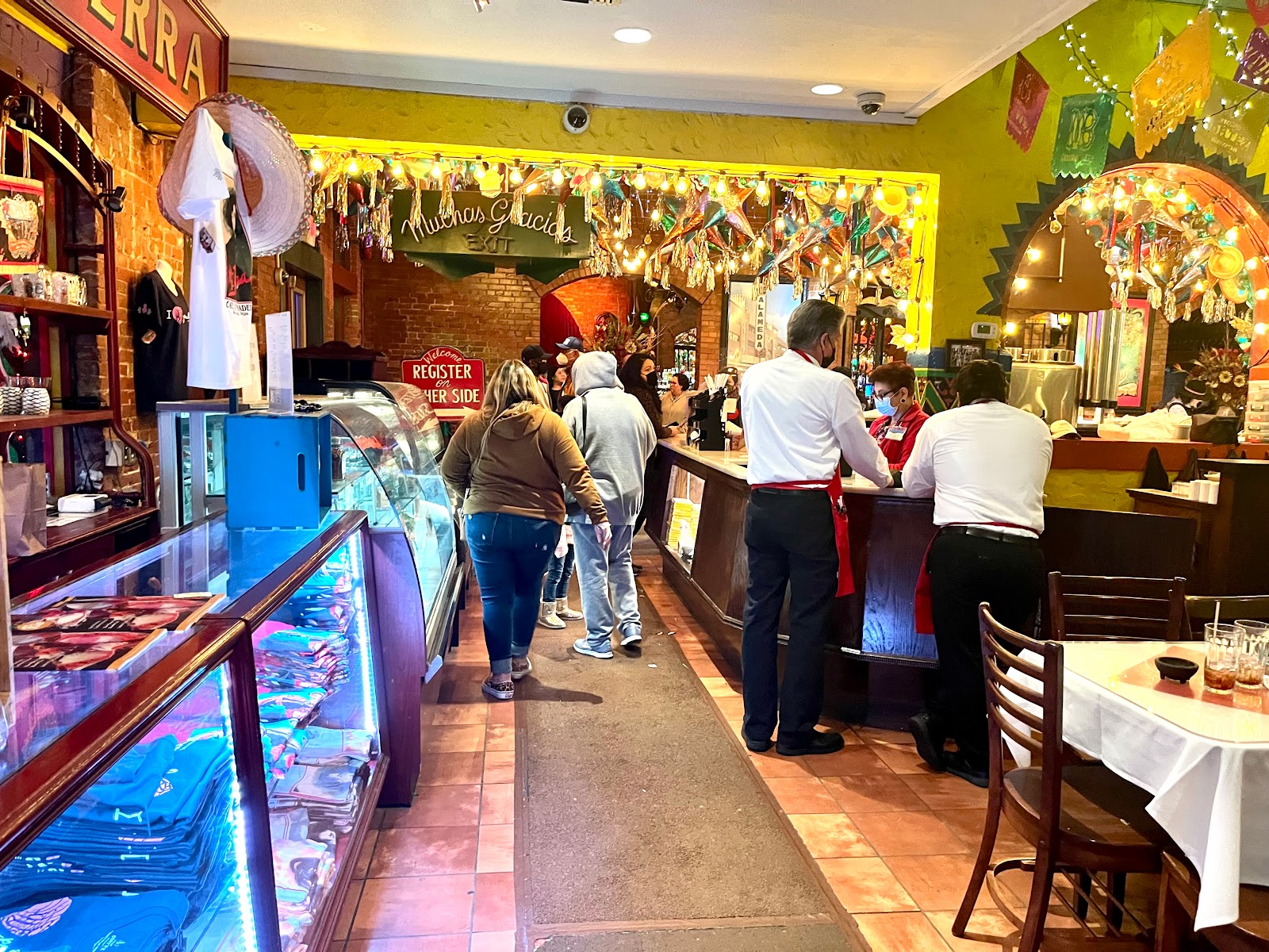 Picture for Mi Tierra Café y Panadería