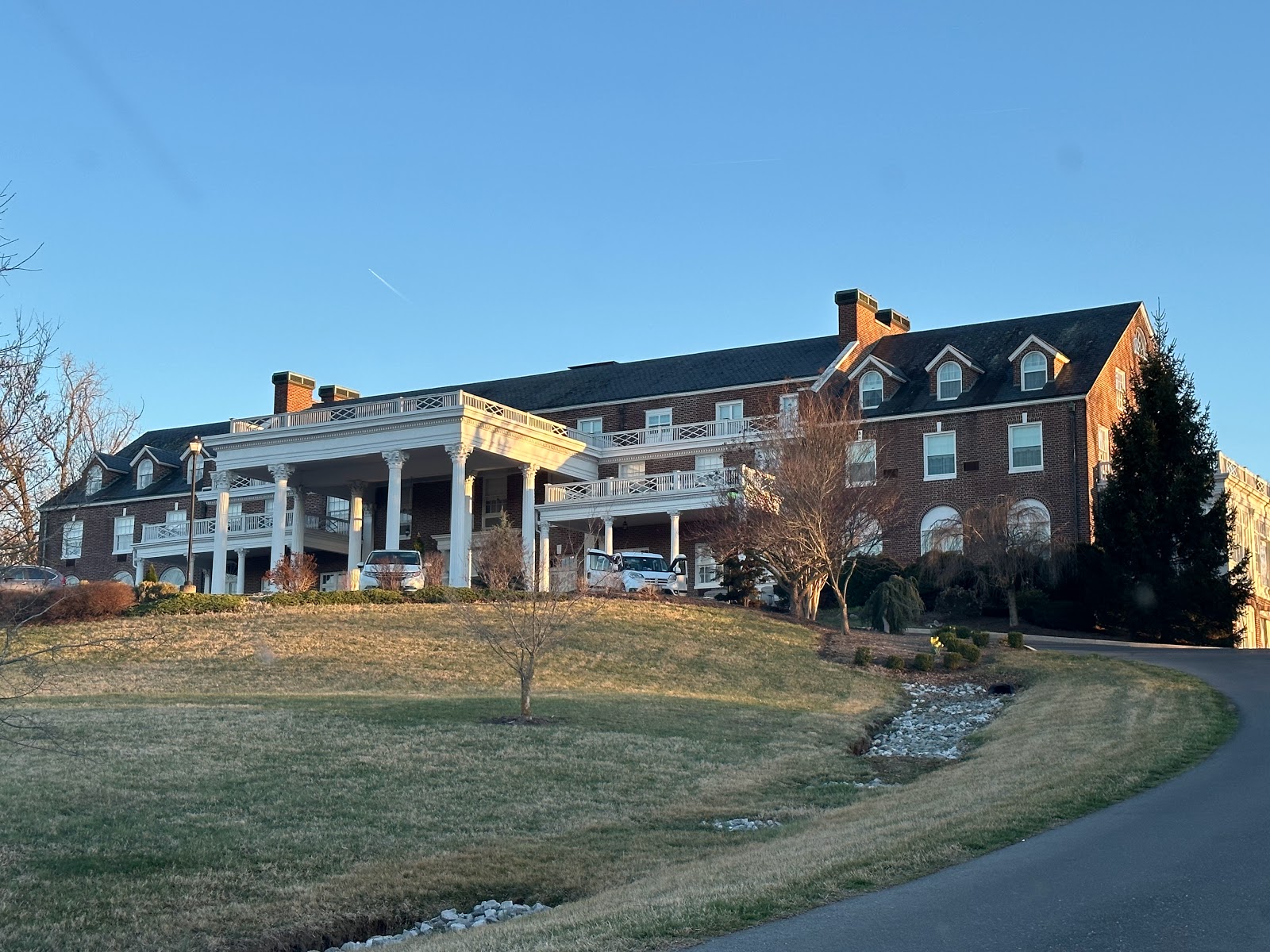 Picture for The Mimslyn Inn (Luray, VA)