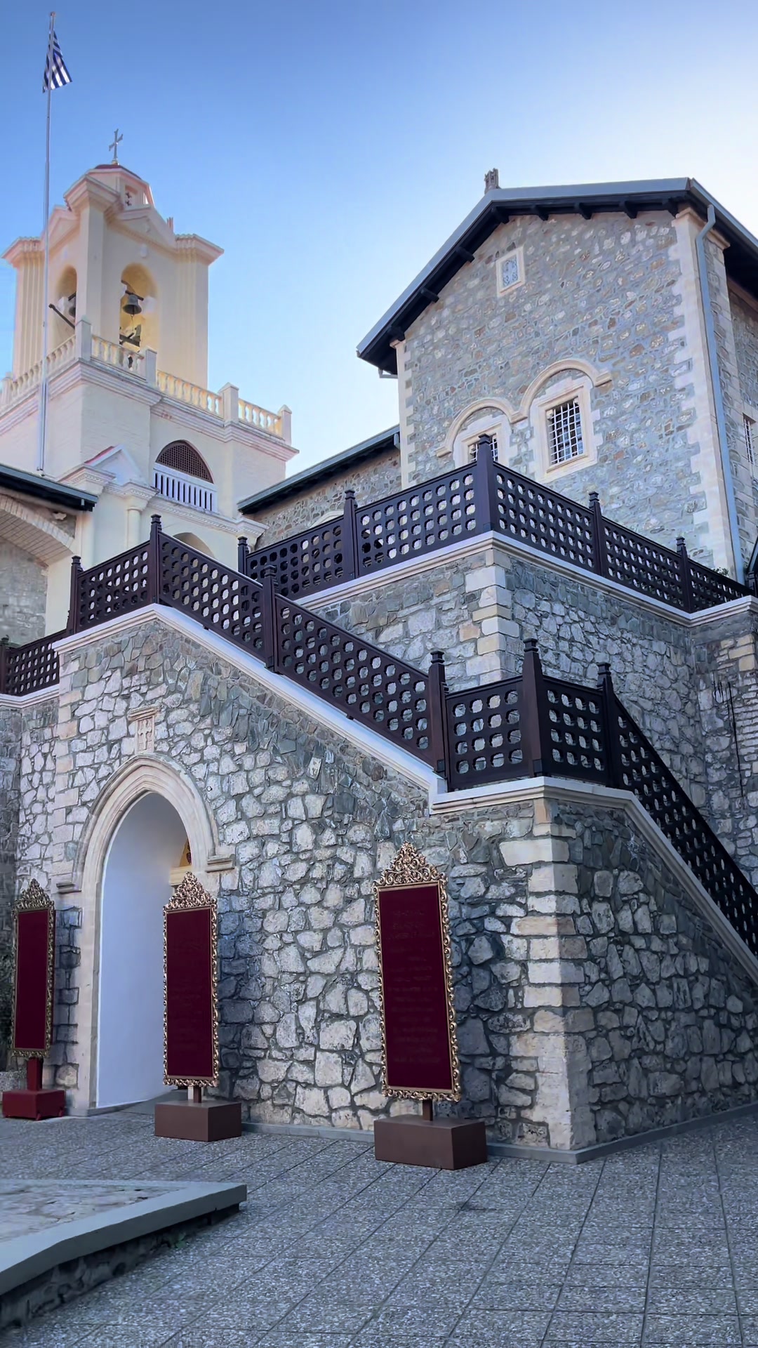 Монастырь Киккос (Kykkos Monastery), Троодос