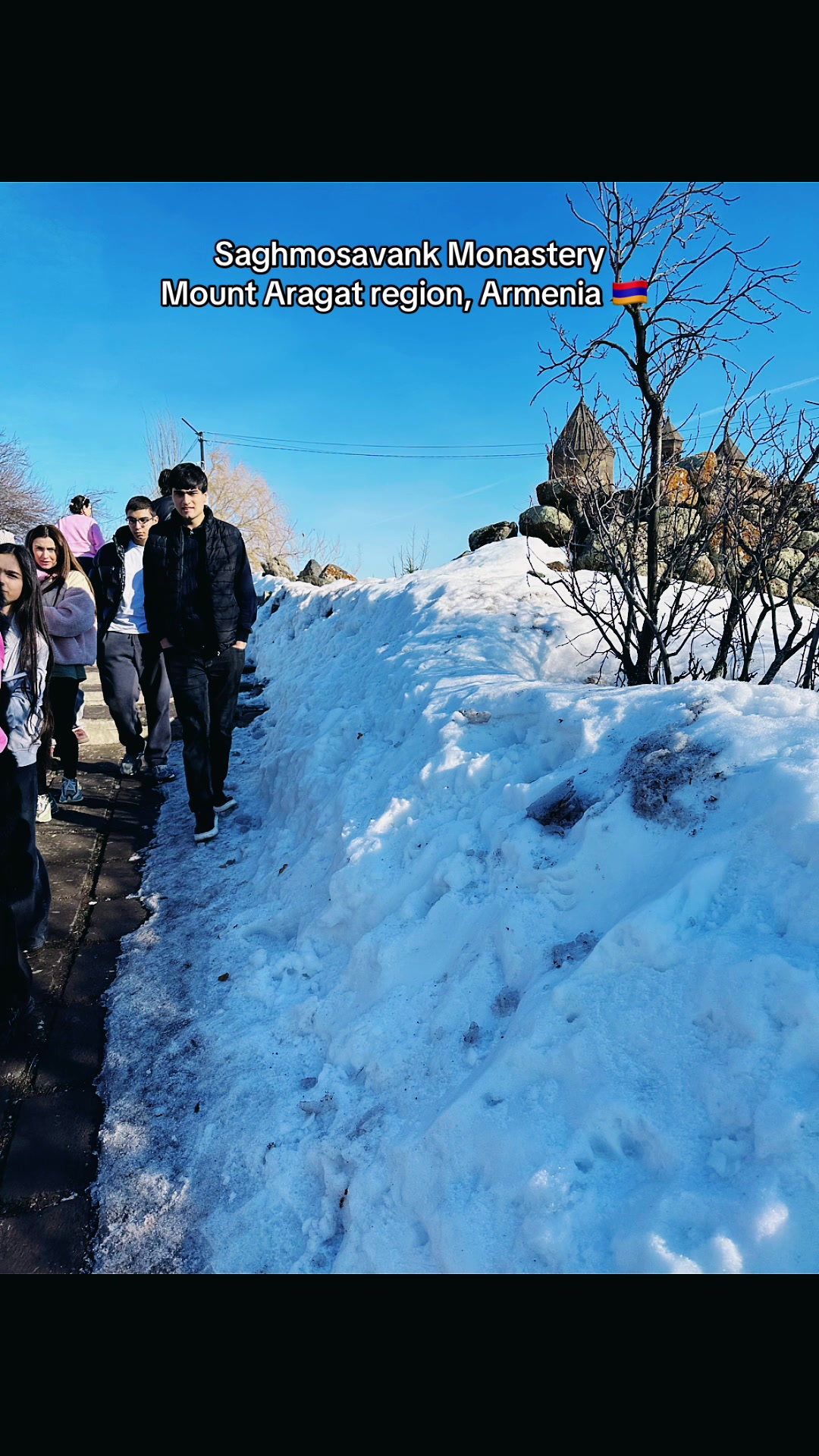 Монастырь Сагмосаванк (Saghmosavank Monastery)