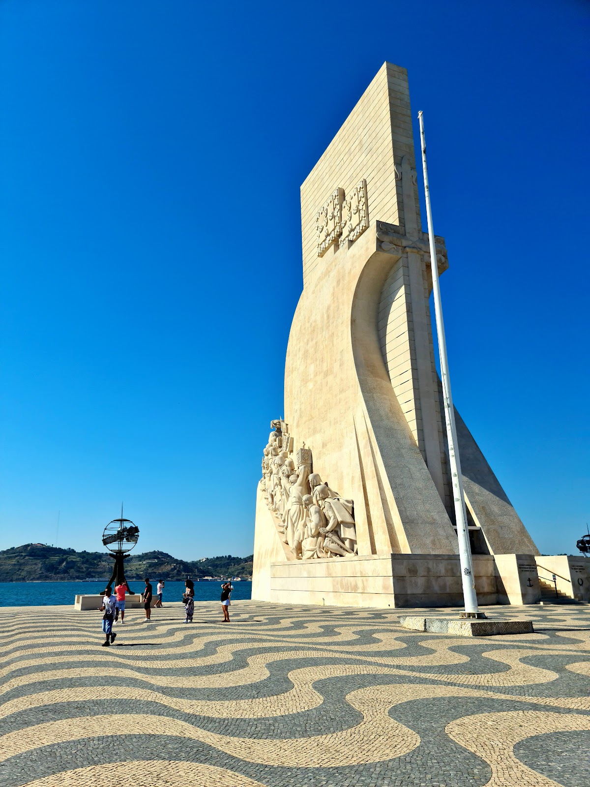 Памятник Первооткрывателям (Padrão dos Descobrimentos)