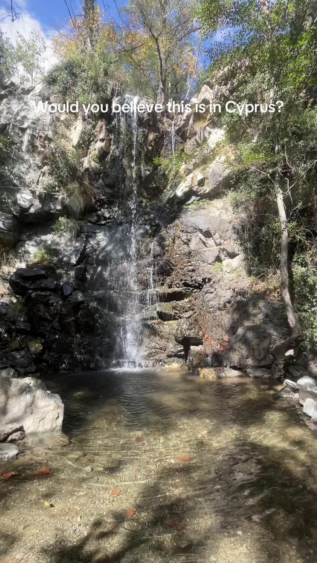 מפל קאלדרימוס (Caledonia Waterfalls)