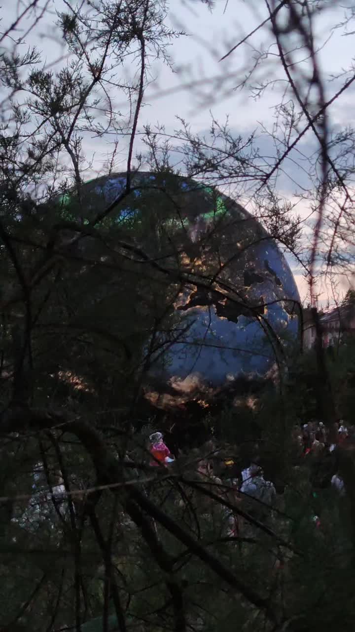 מצפה כוכבים והפלנטריום (Brno Observatory and Planetarium)