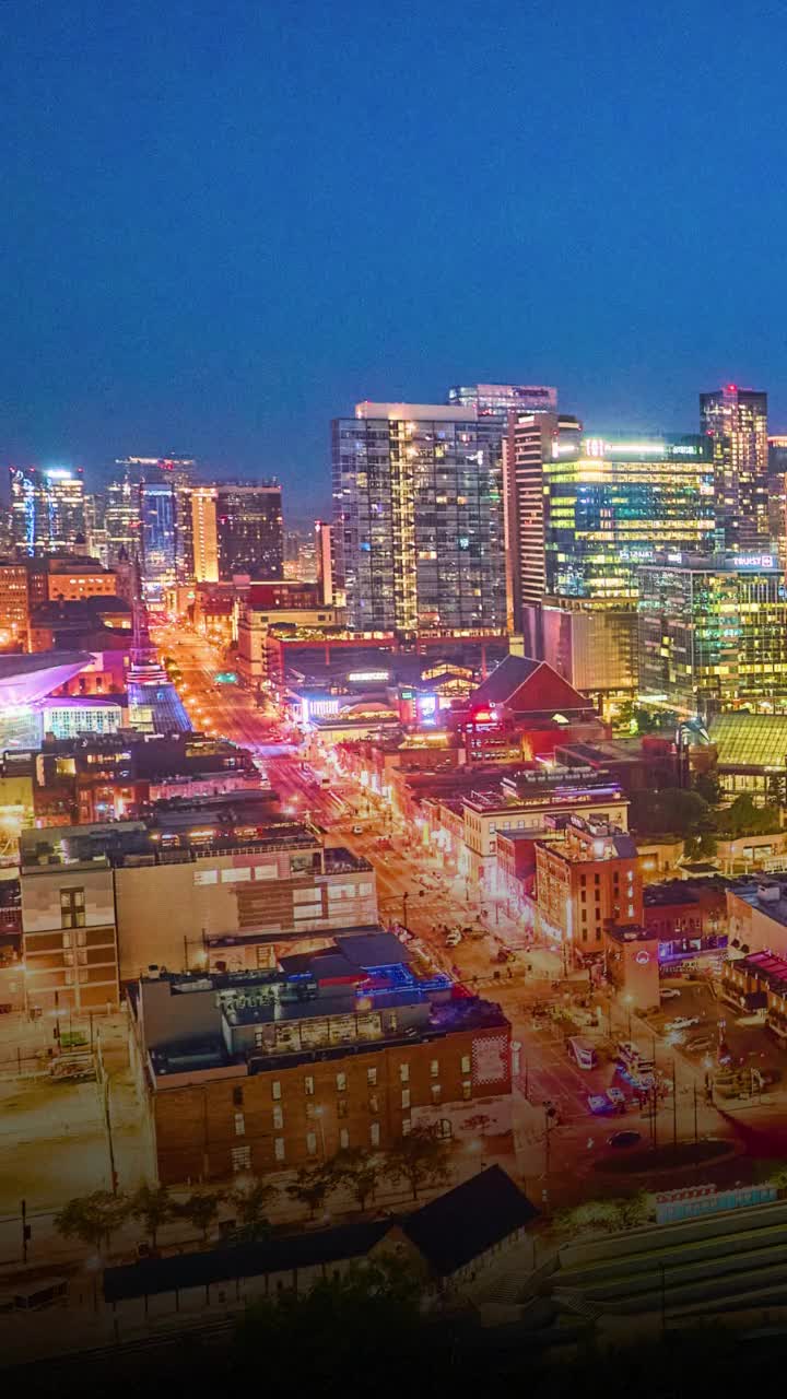 Nashville (Downtown & Music Row, TN)
