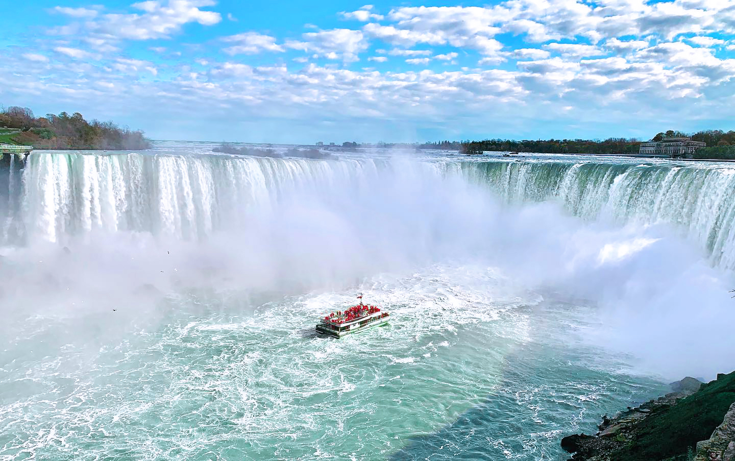Hornblower Niagara Cruises