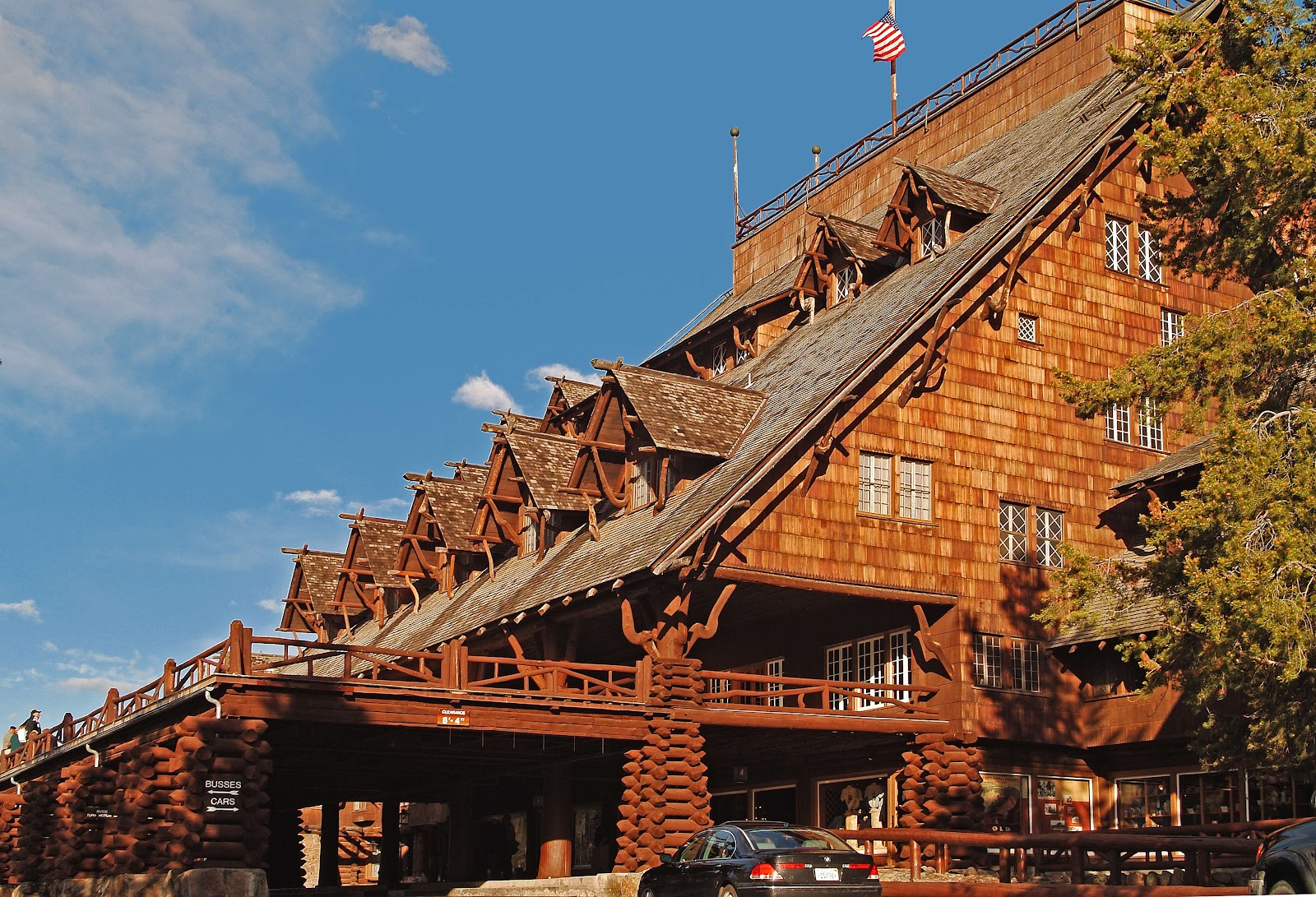 Picture for Old Faithful Inn