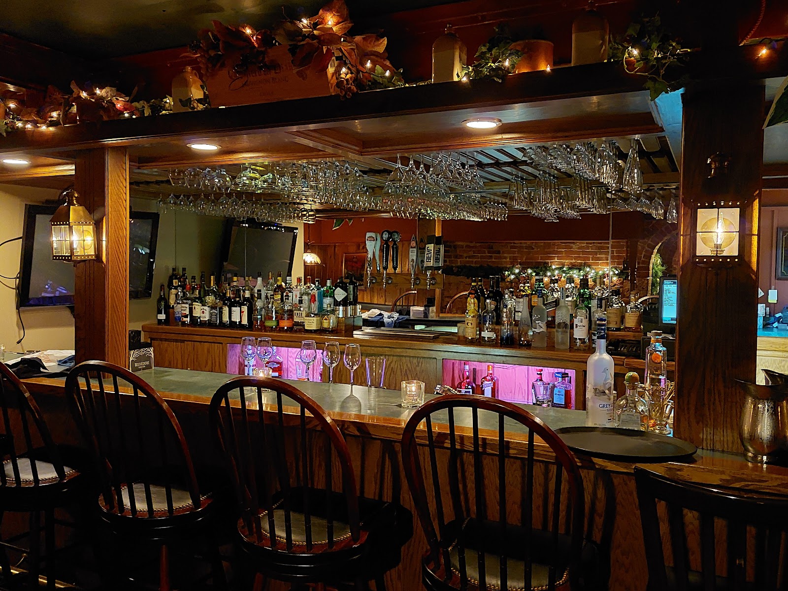 Picture for The Olde Jaol Steakhouse and Tavern