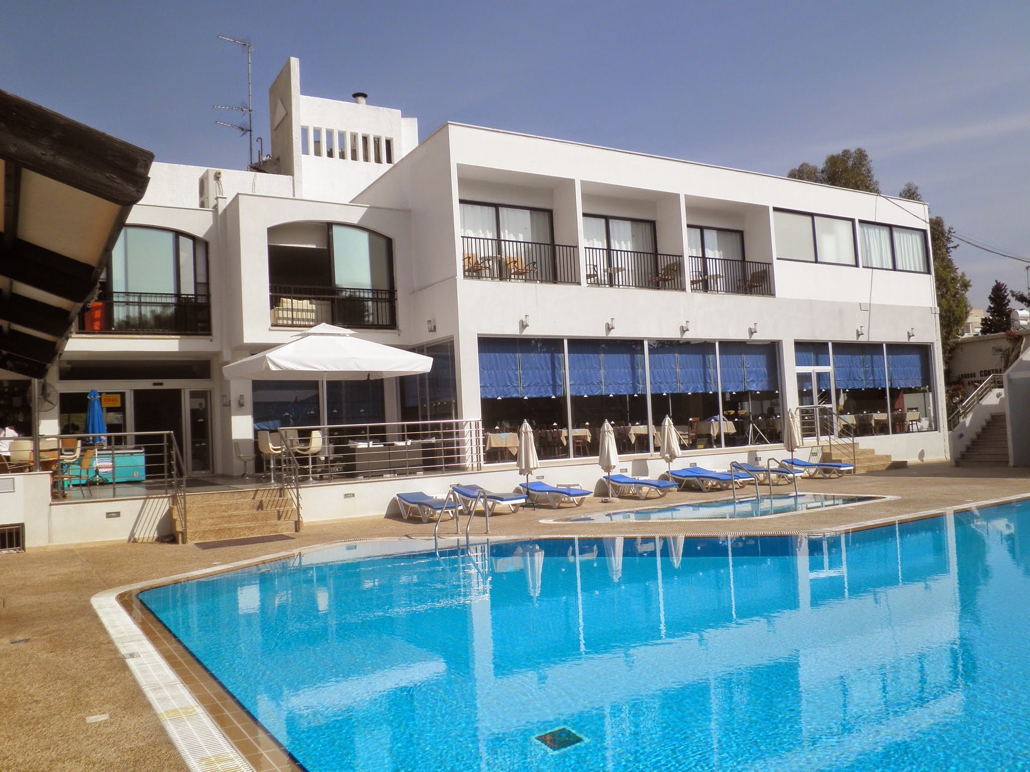 תמונה עבור Park Beach Hotel & Resort