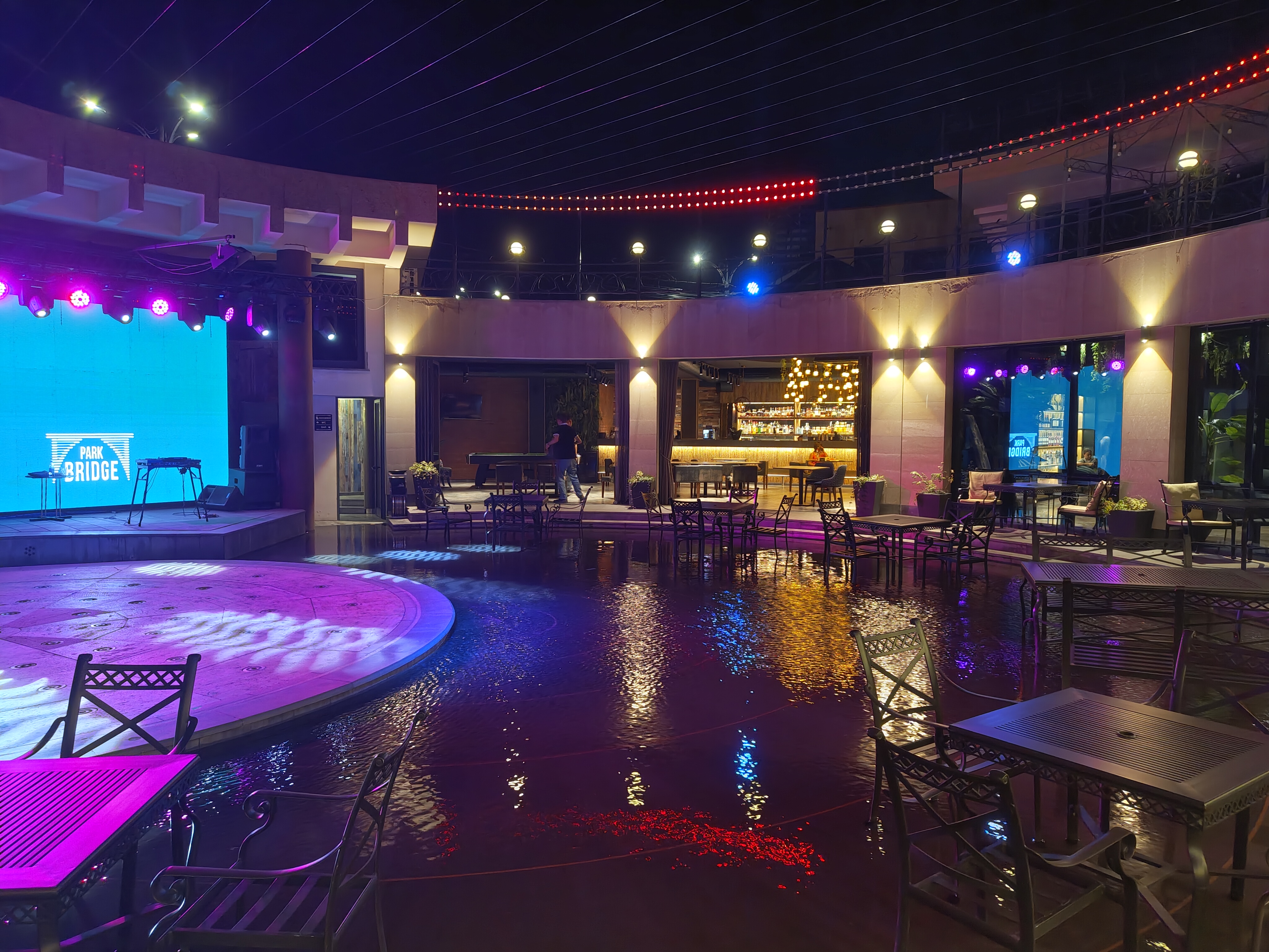 Park Bridge Restaurant & Music Hub