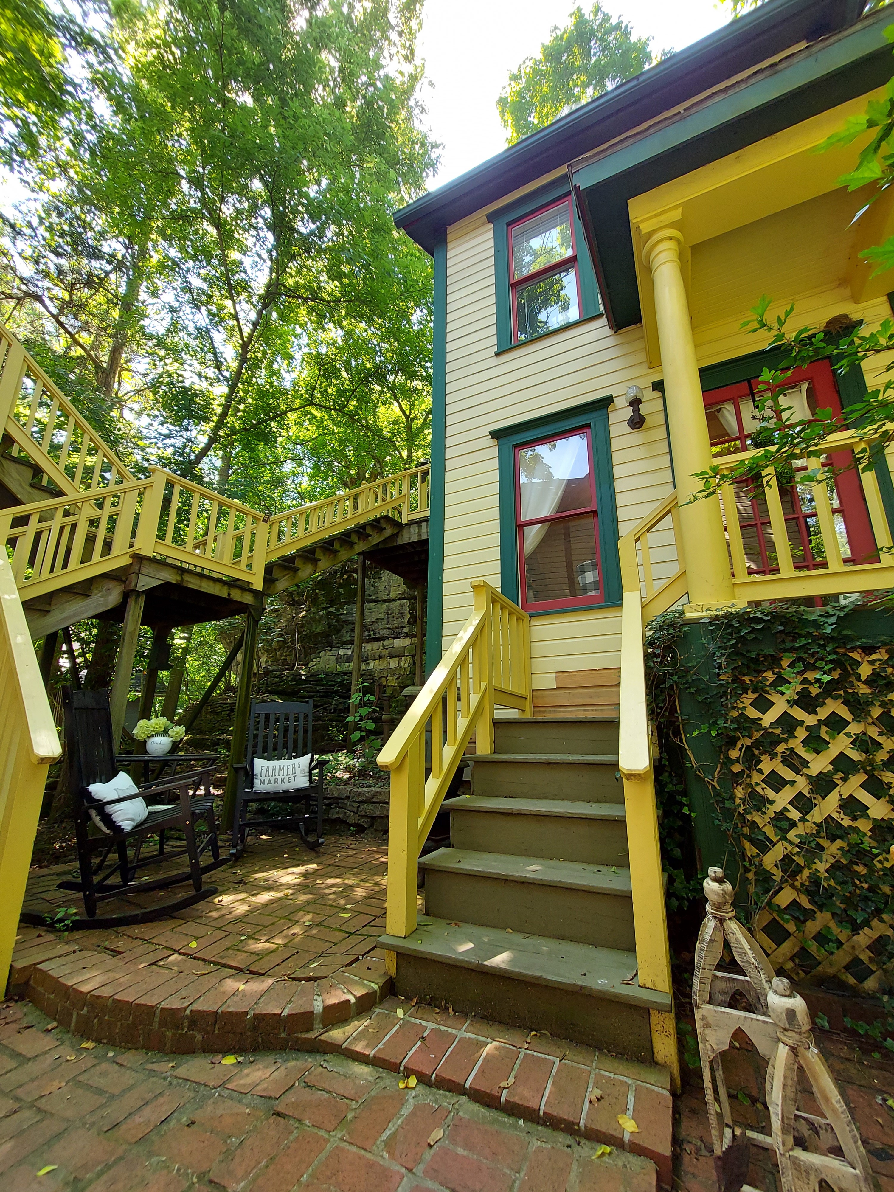 Picture for 1893 Guest House Inn (Eureka Springs, AR)