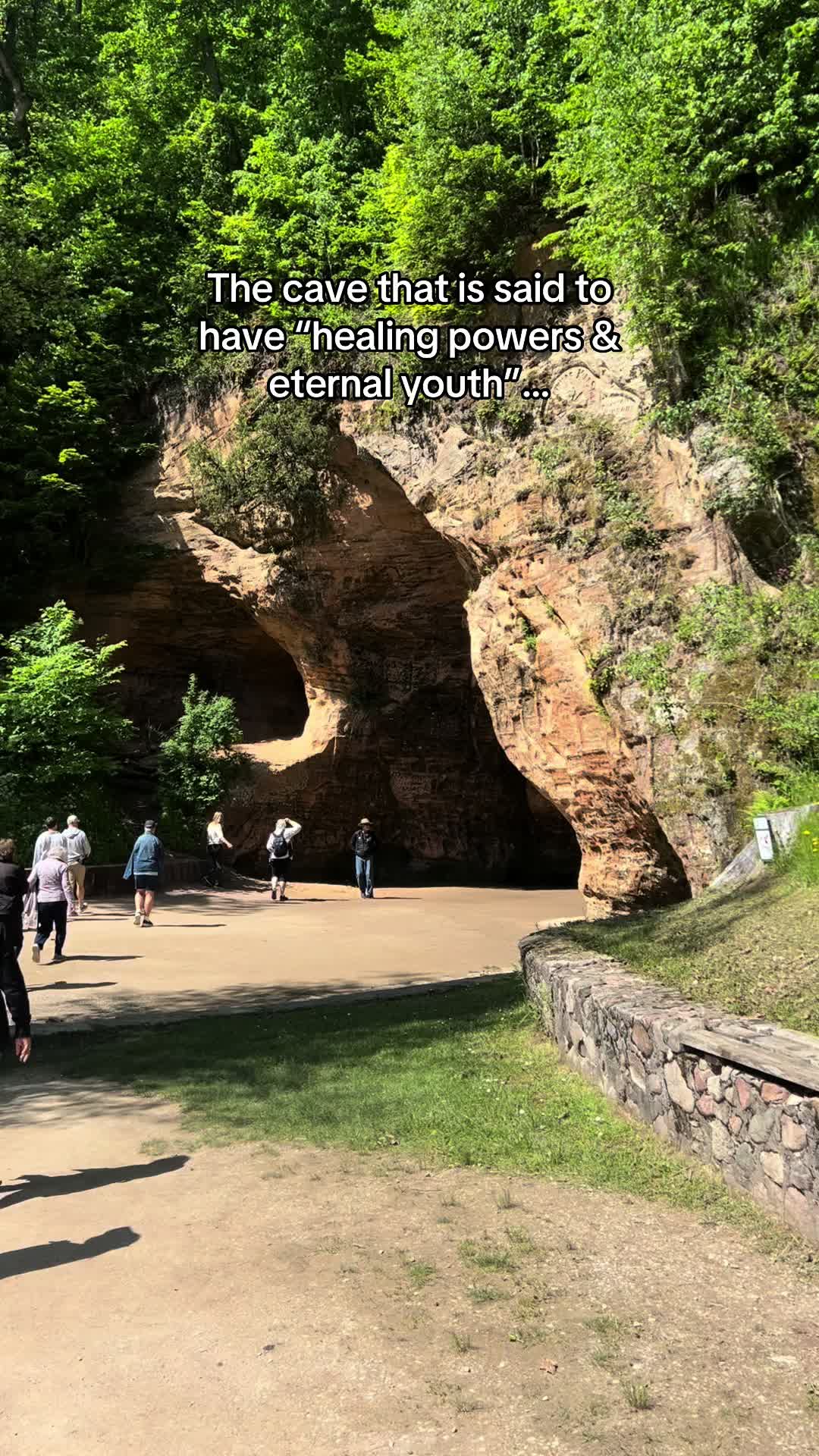 Пещера Гутманя (Gutmanis Cave)