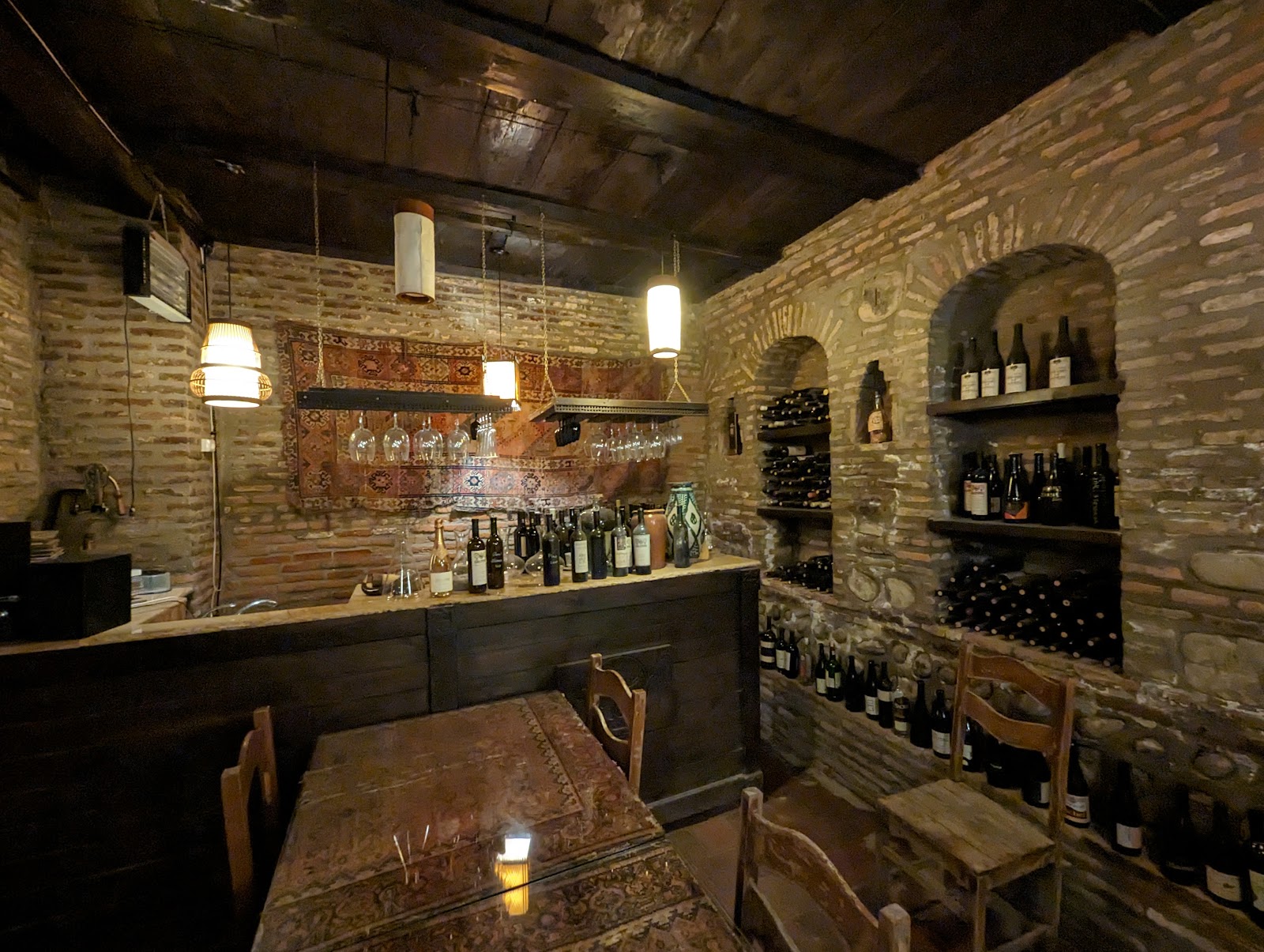תמונה עבור Pheasant's Tears Tasting Cellar