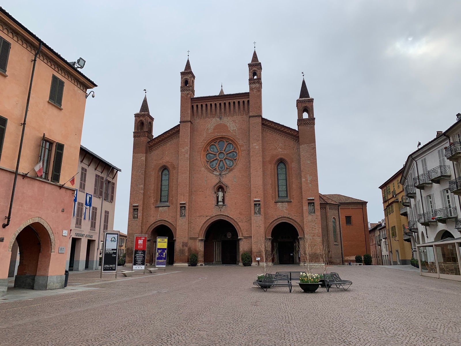 תמונה עבור Piazza Duomo