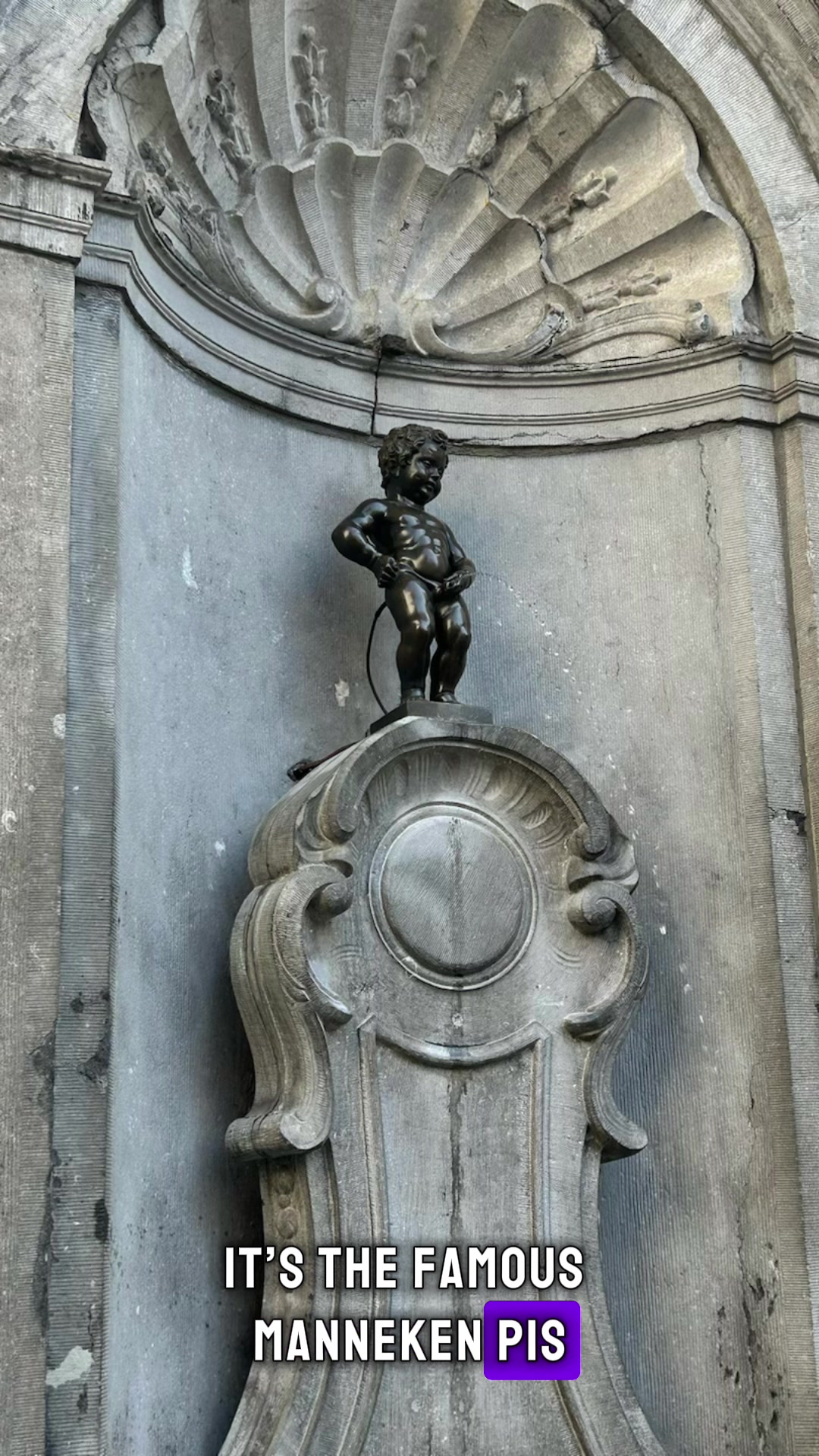 Писающий мальчик (Manneken Pis)