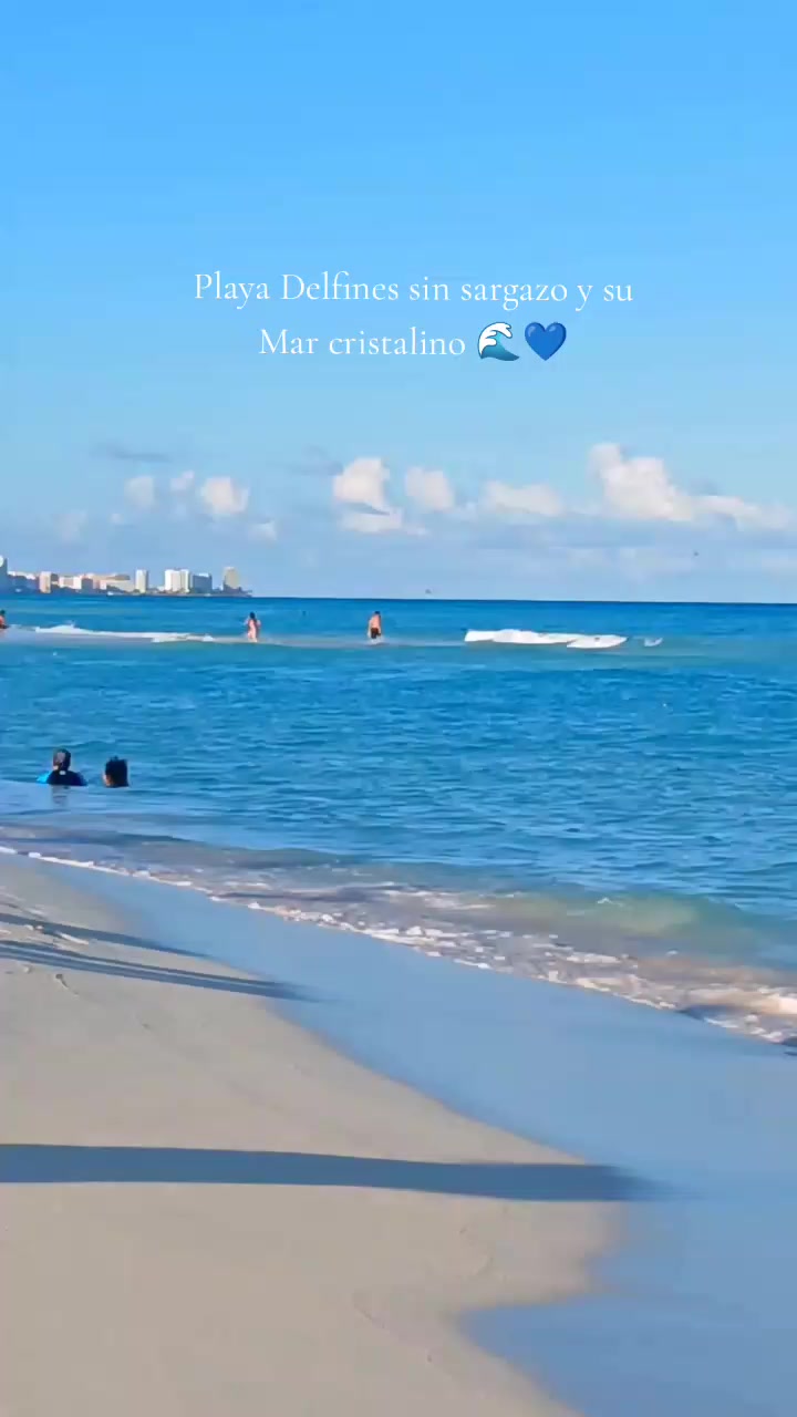 Playa Delfines