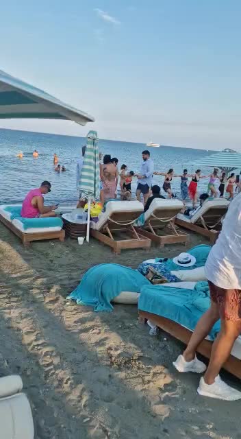 Пляж Lady’s Mile (Akti Olympion / Lady’s Mile Beach)