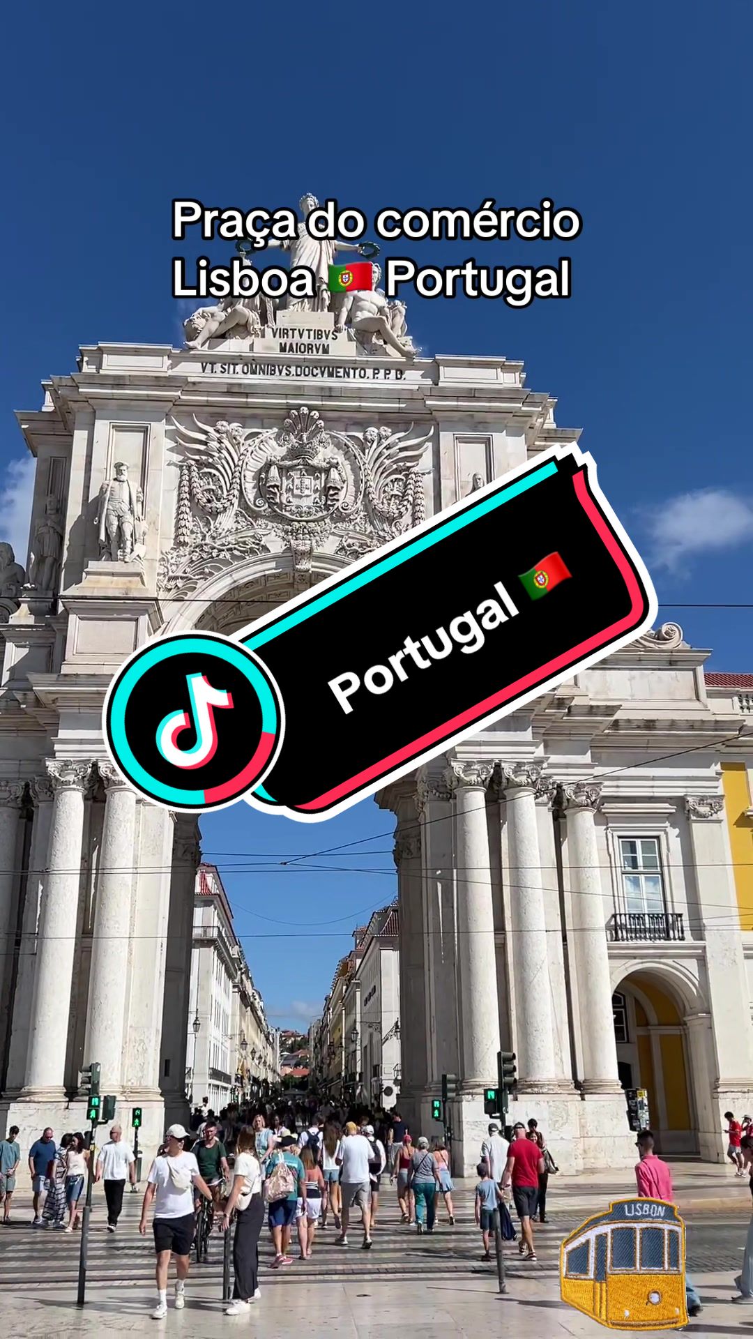 Площадь Коммерции (Praça do Comércio)