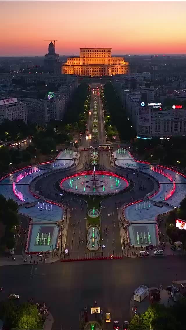 Площадь Унири