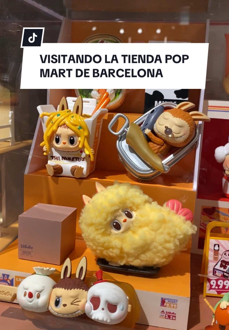 Pop Mart Barcelona (Portal de l'Àngel / El Triangle area)