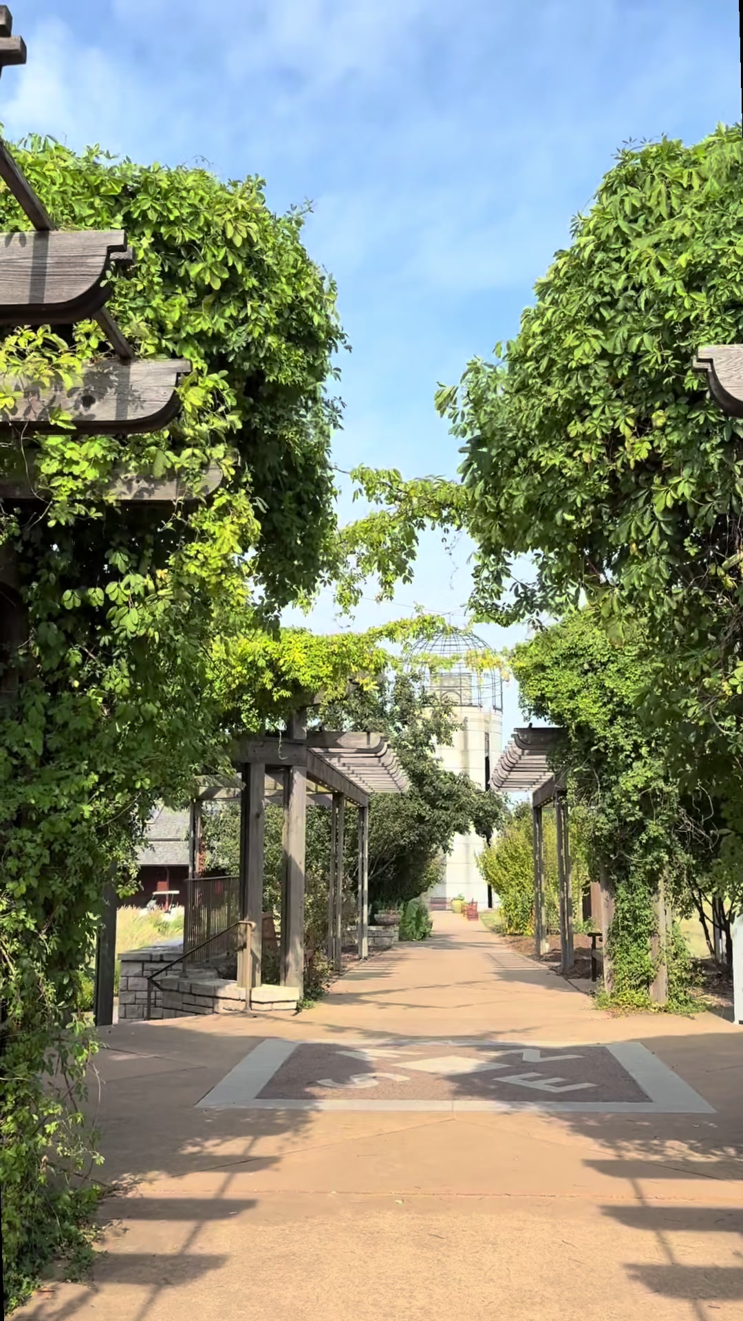 Powell Gardens