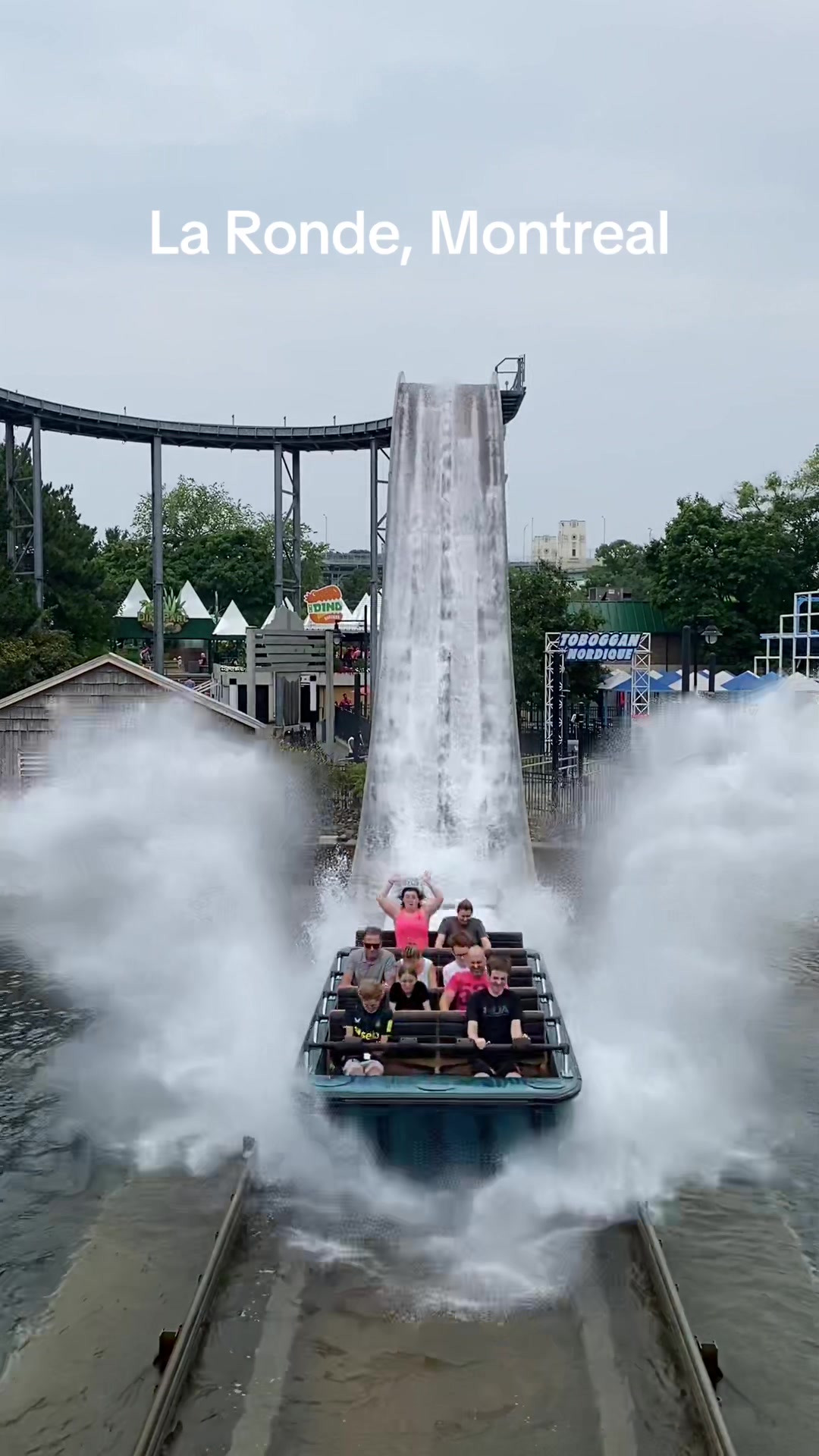 פארק שעשועים La Ronde