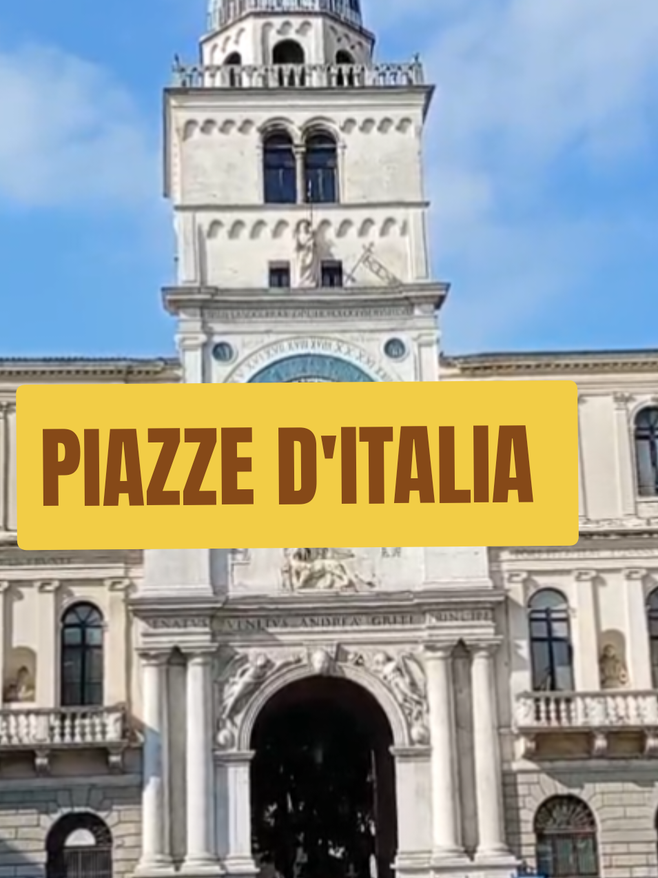 פיאצה דיי סיניורי (Piazza dei Signori)